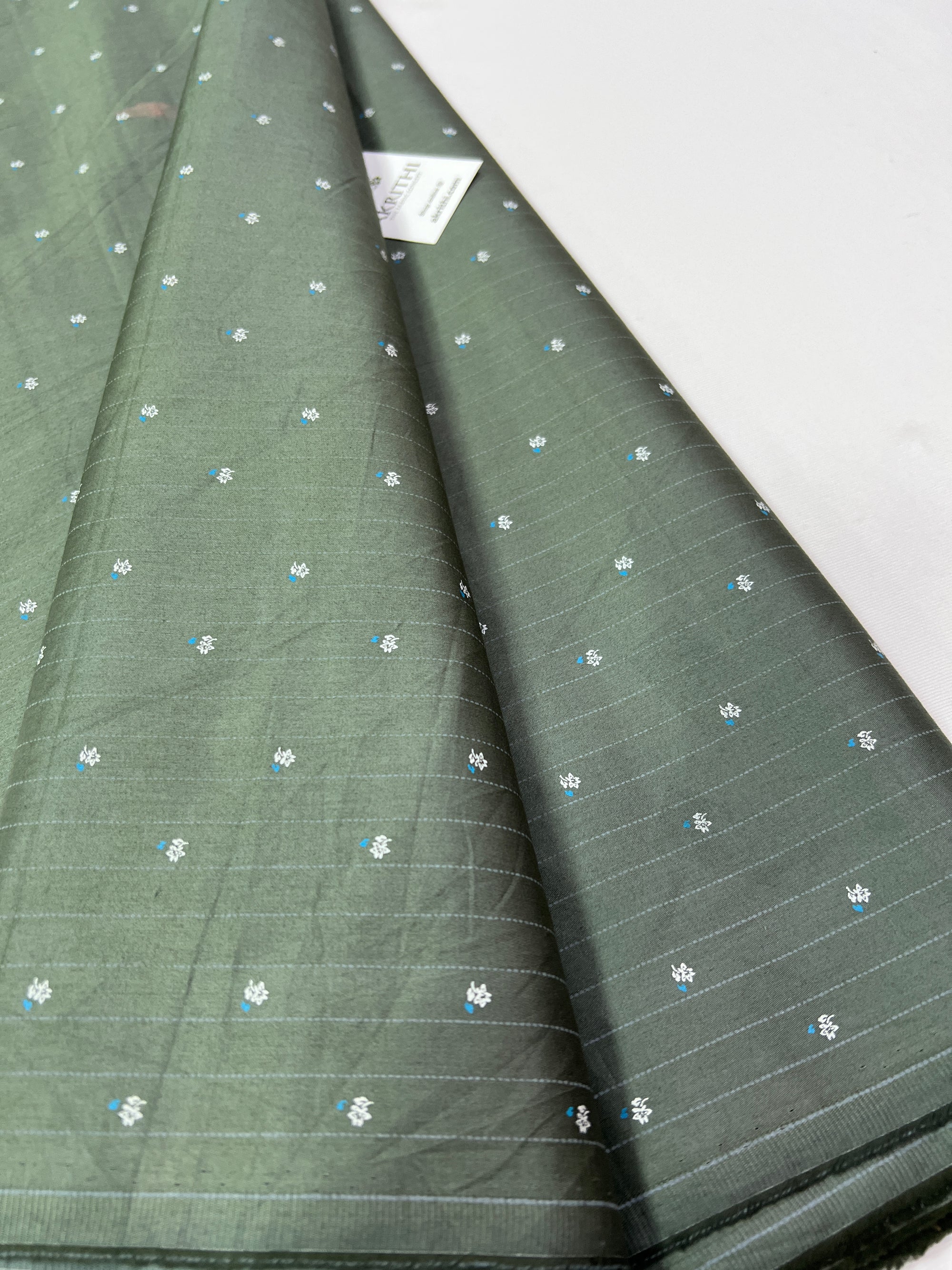 Printed pure satin cotton fabric