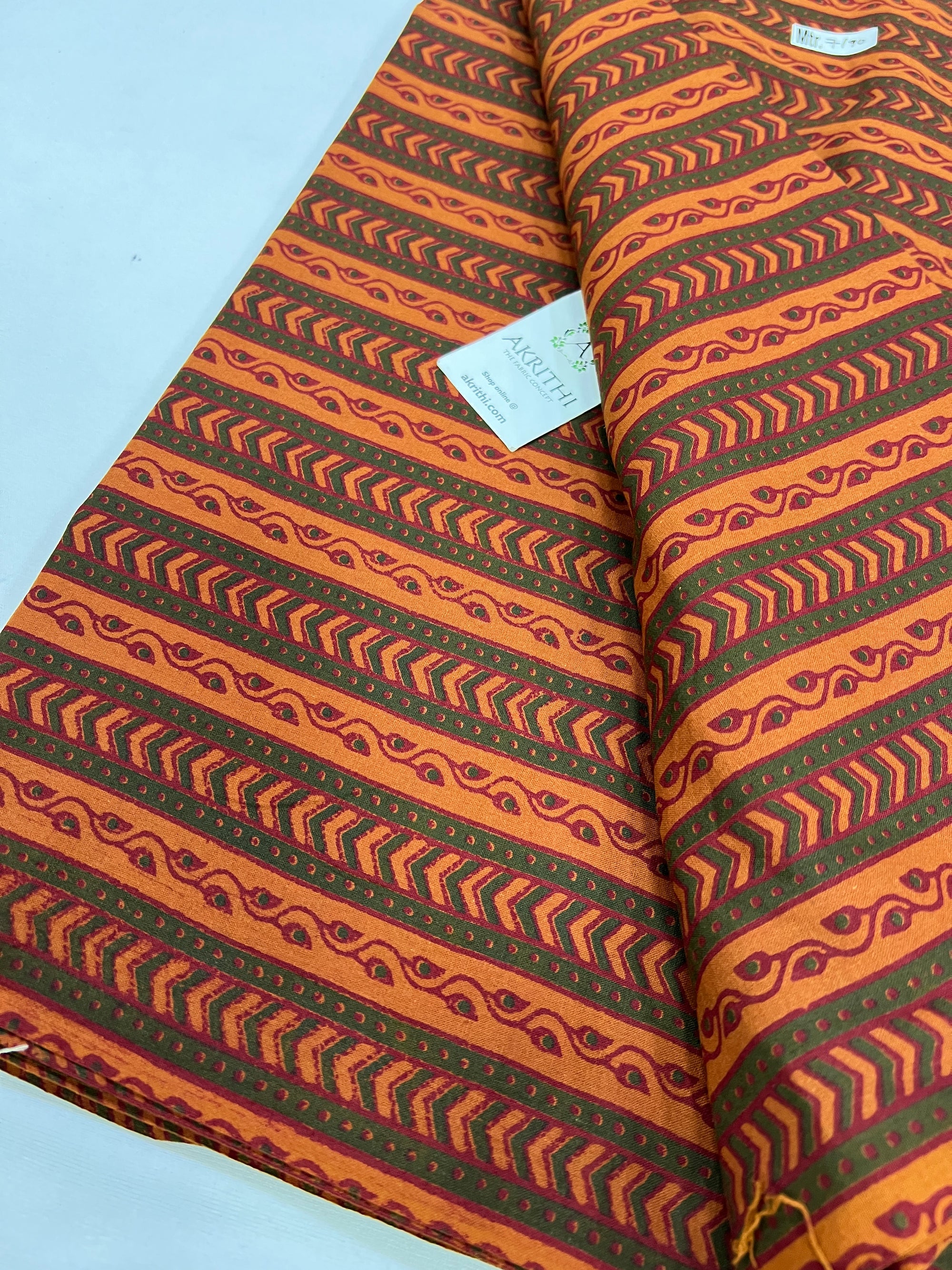 Printed pure cotton fabric