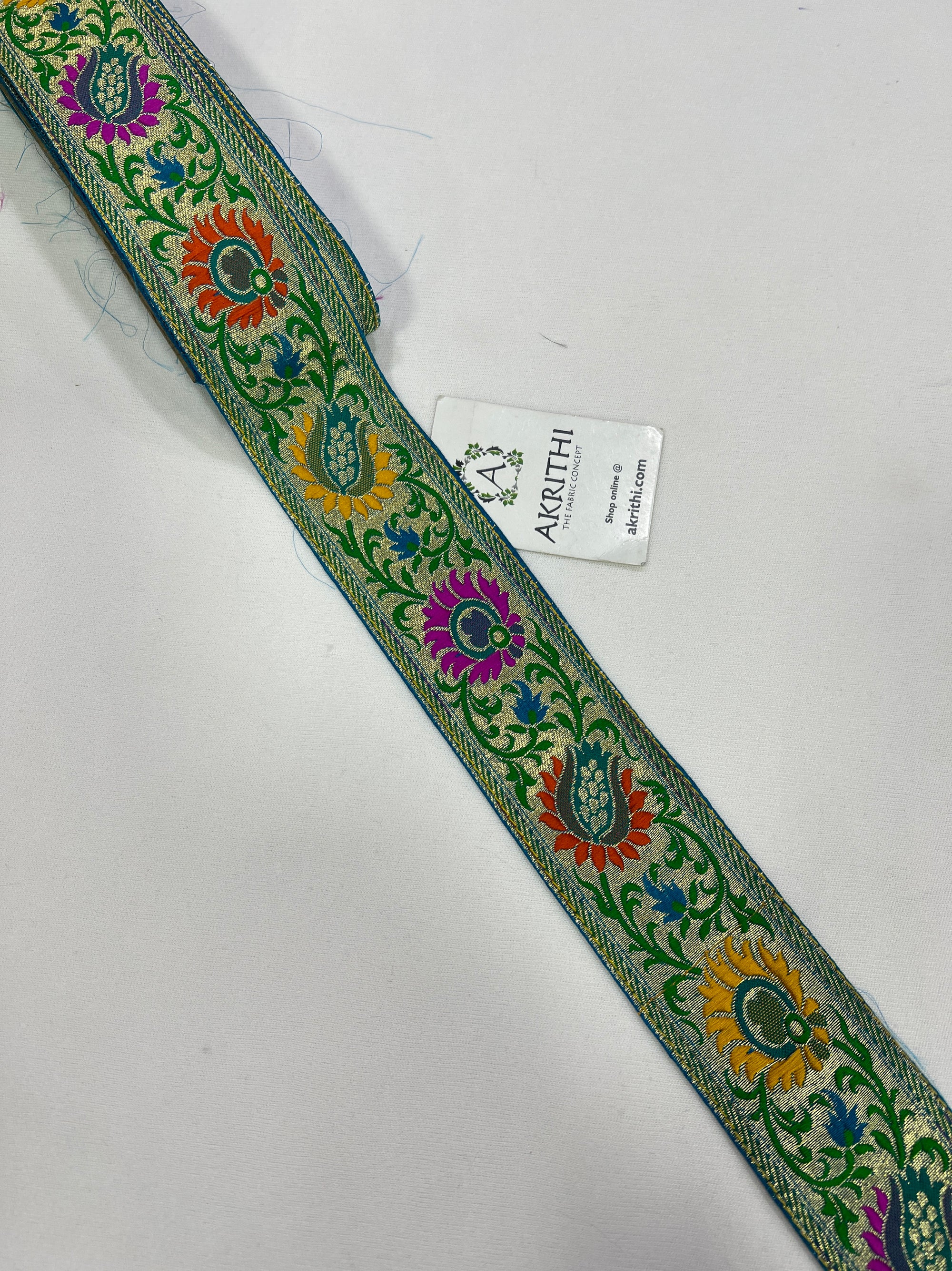 Handloom Banarasi lace 9 metres roll