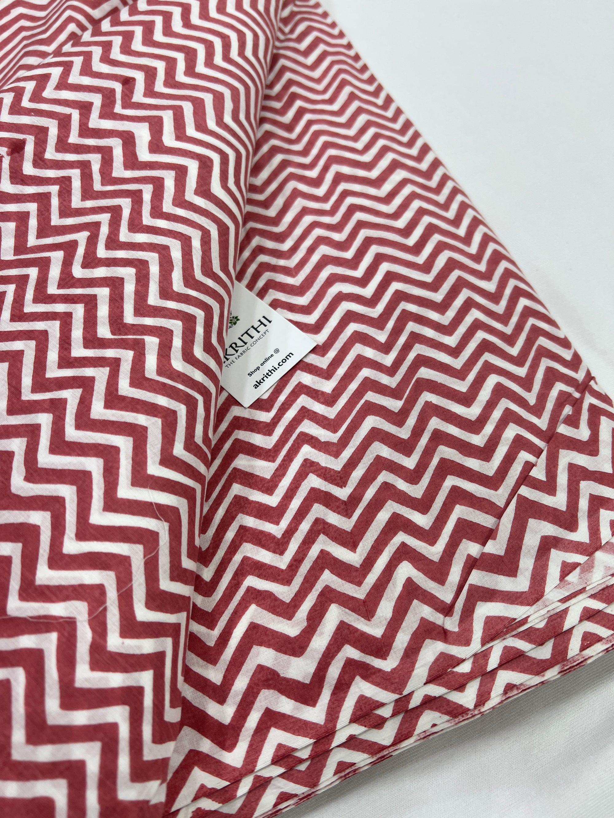 Printed pure cotton fabric