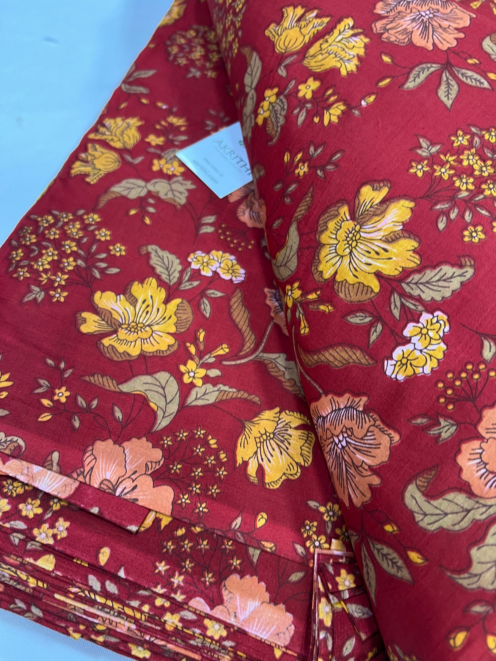 Printed pure cotton fabric