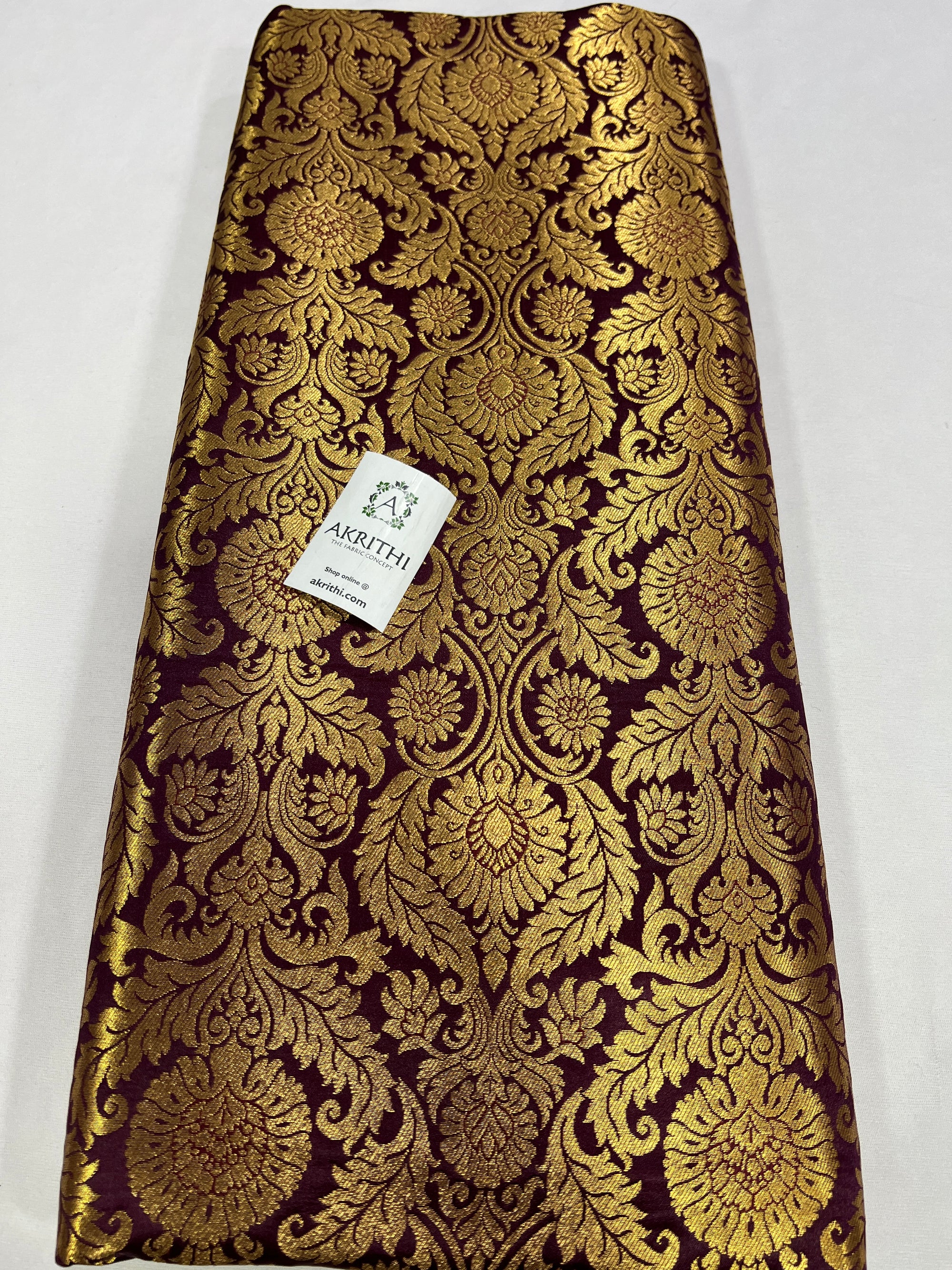 Handloom Banarasi brocade fabric
