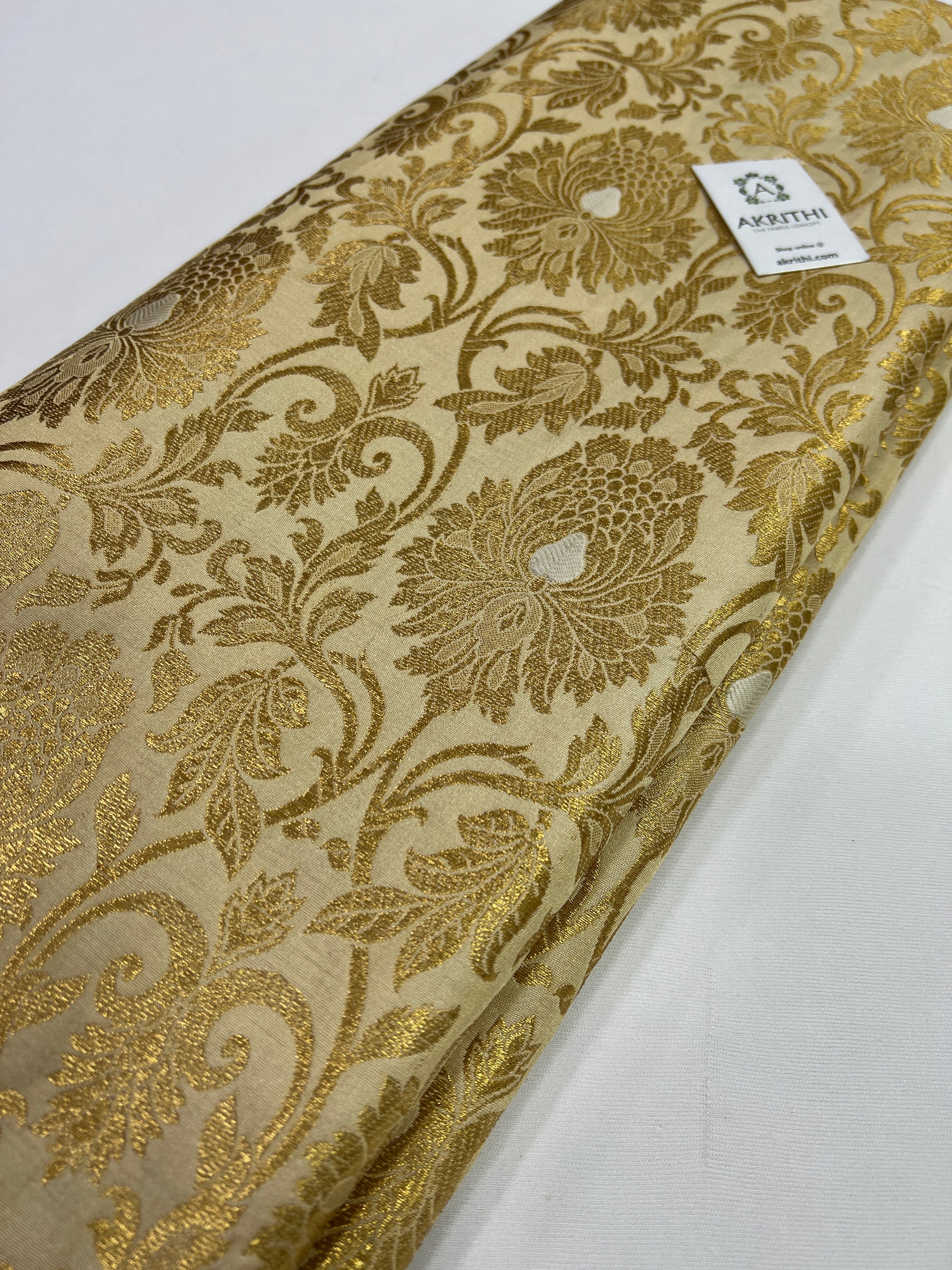 Banarasi brocade fabric 65 cms cut