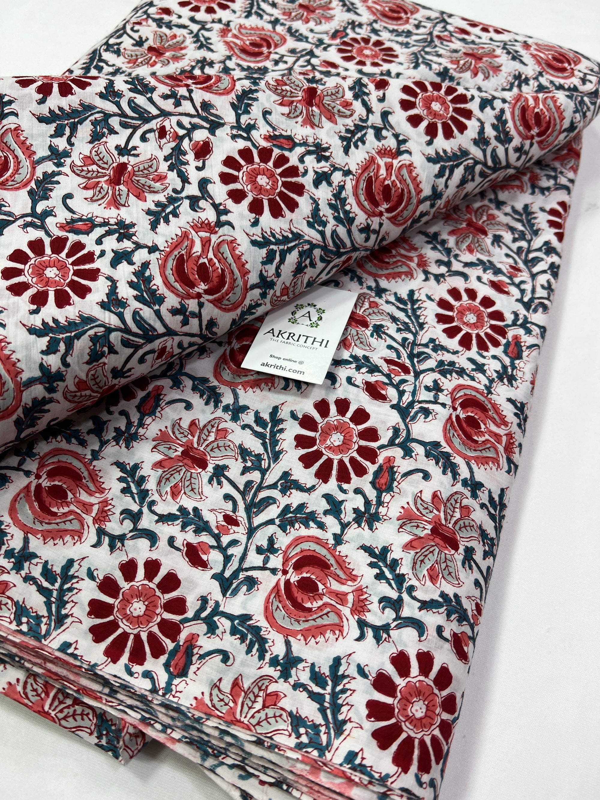 Printed pure cotton fabric