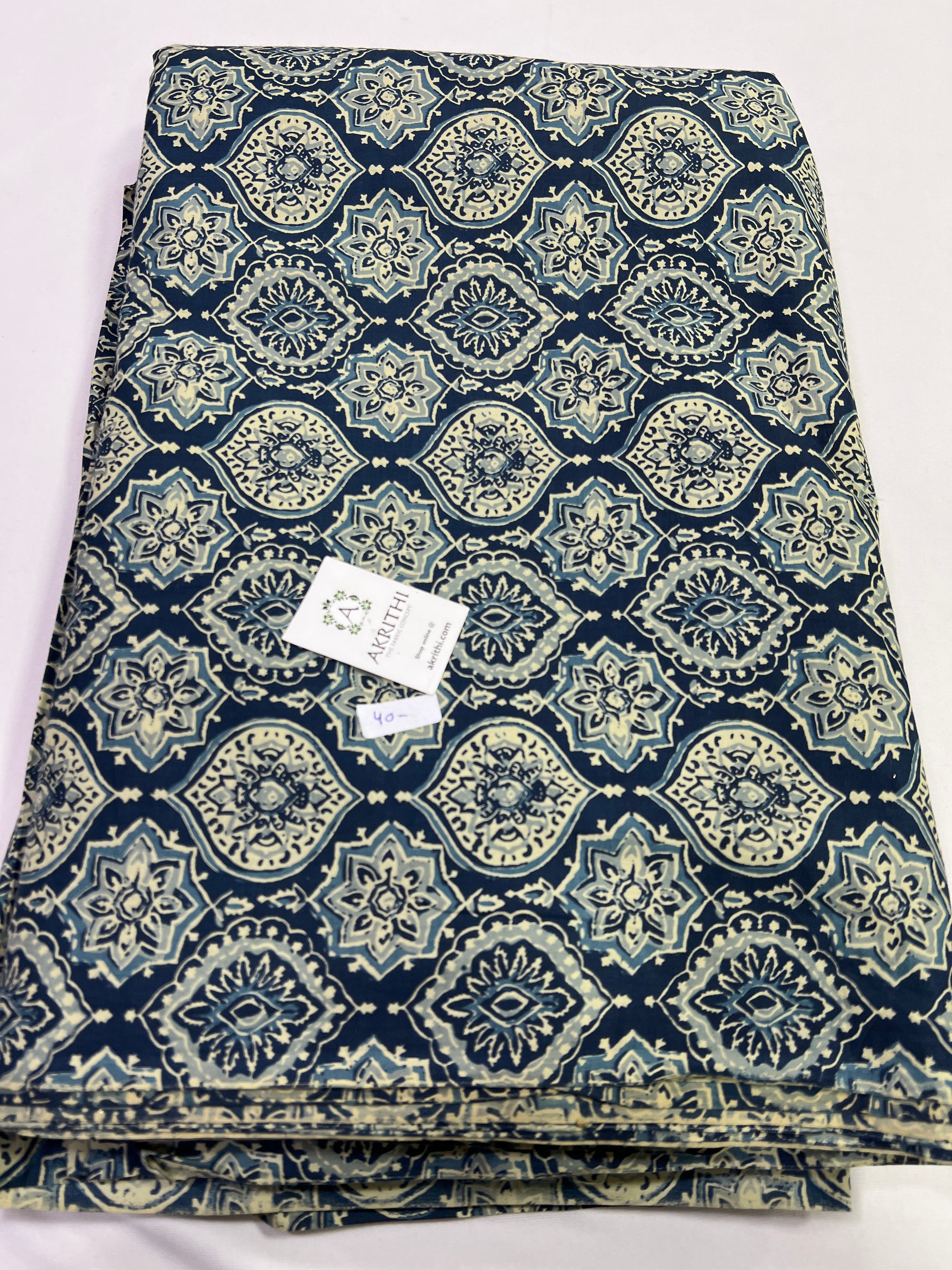 Printed pure cotton fabric