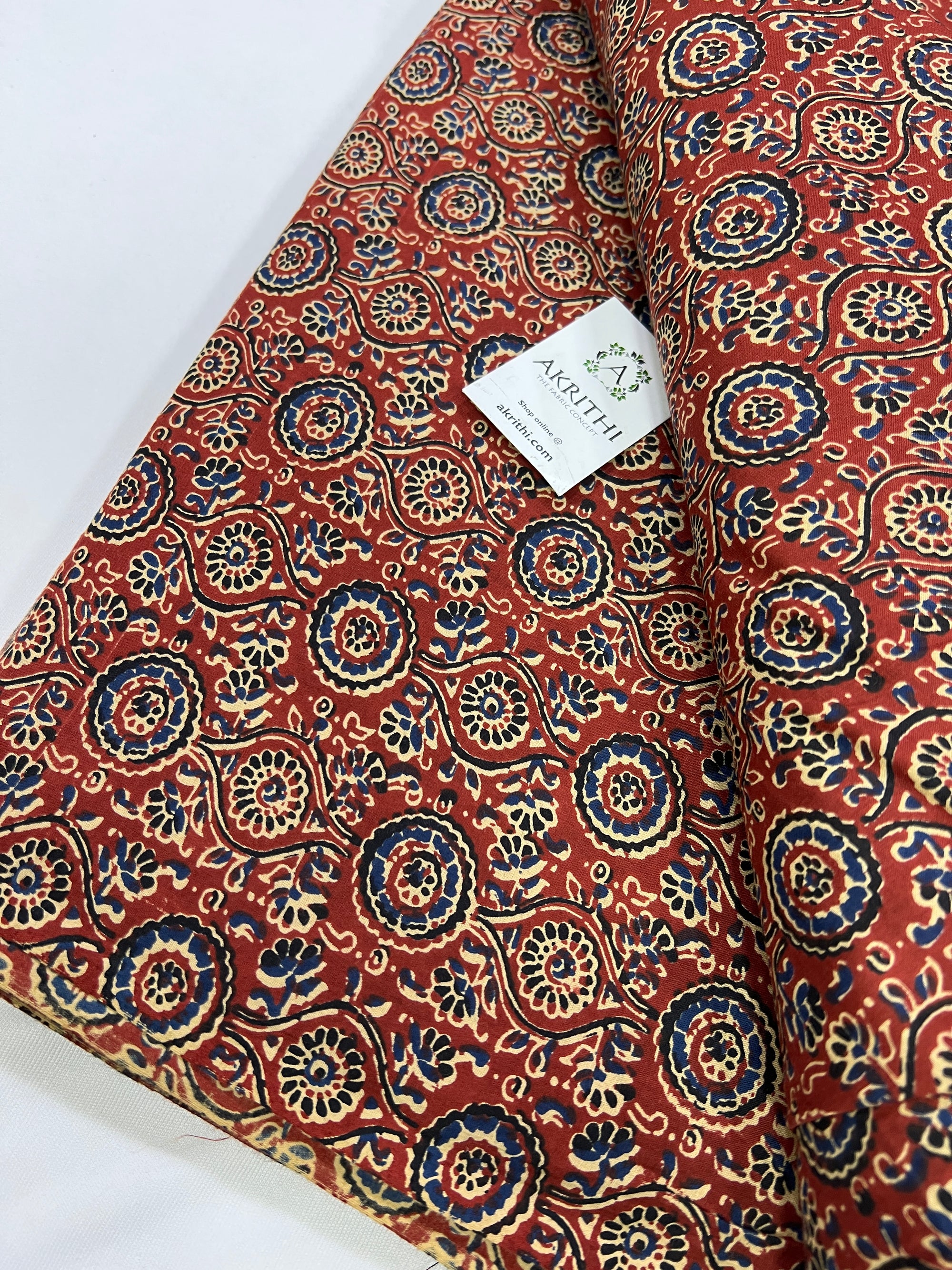 Printed pure cotton fabric