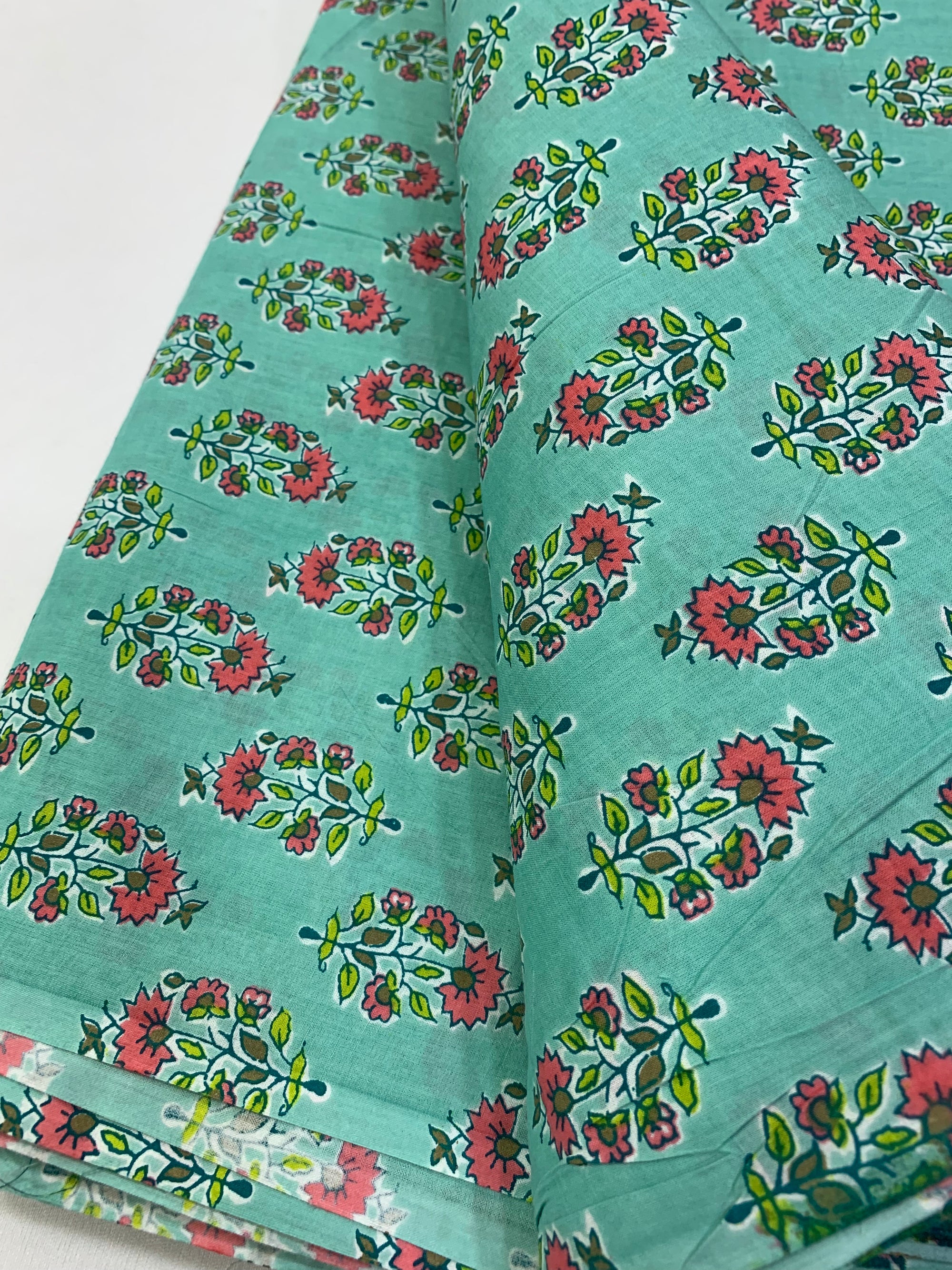 Printed pure cotton fabric