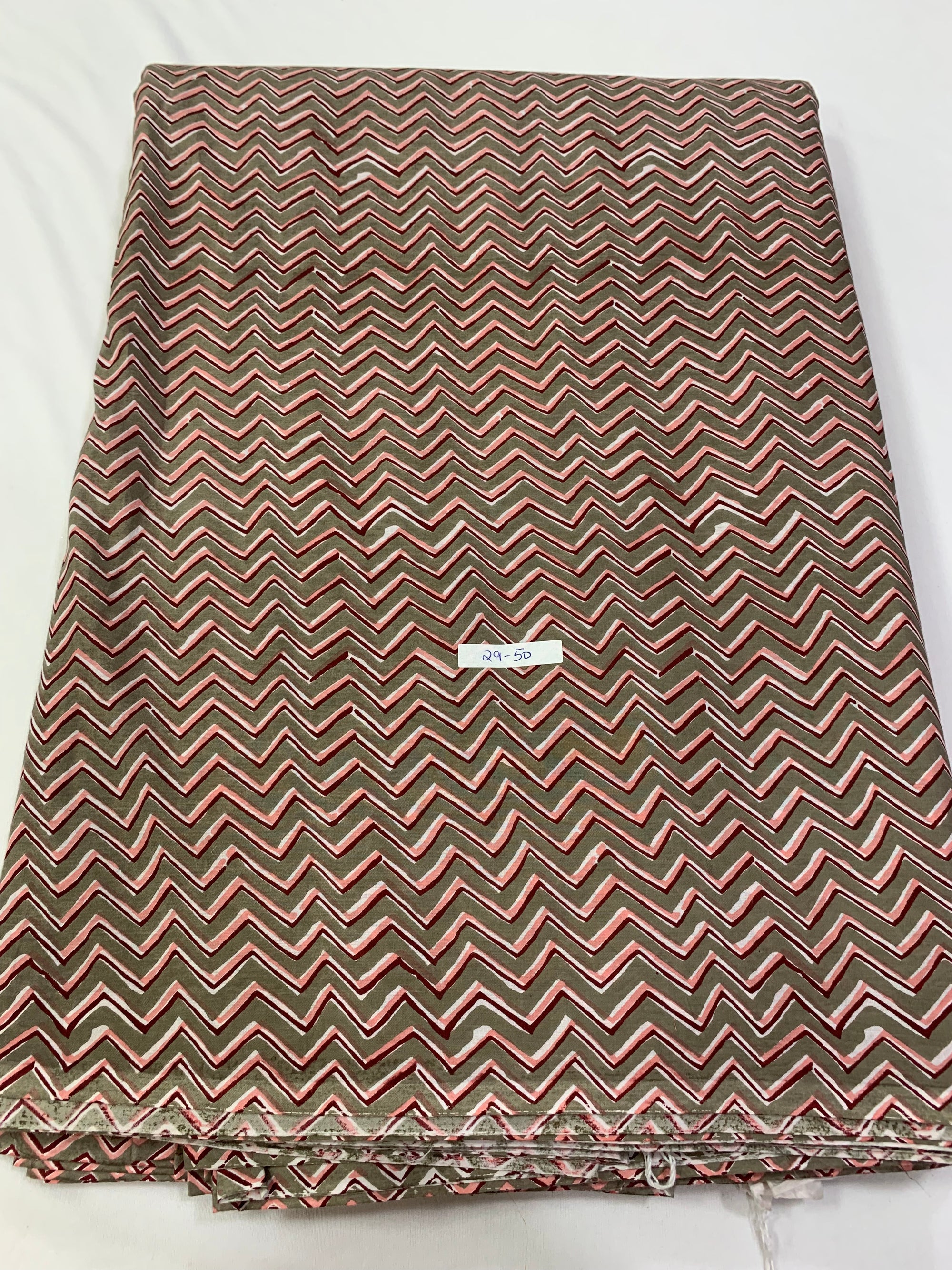 Printed pure cotton fabric