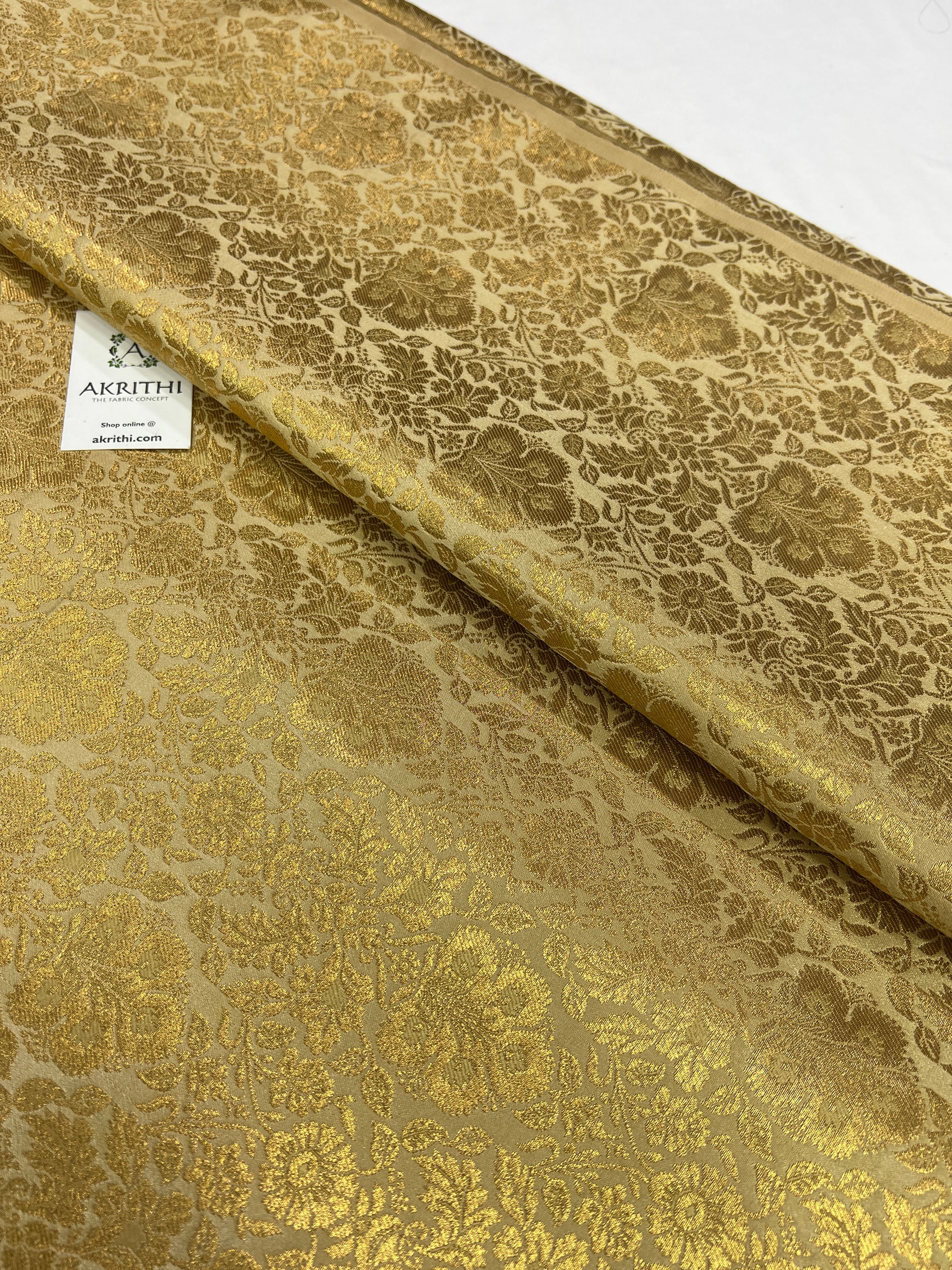 Handloom Banarasi brocade fabric