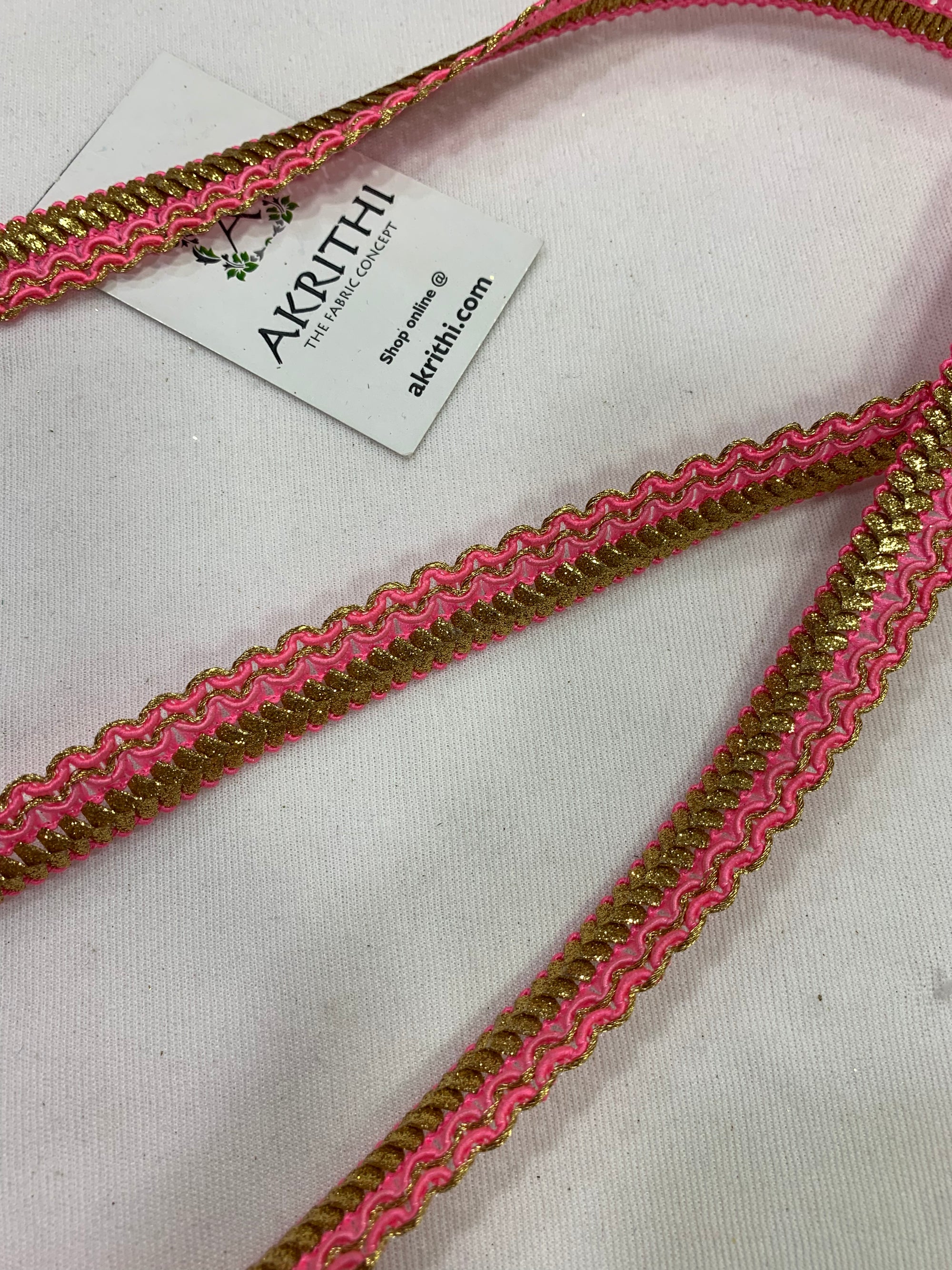 Embroidered lace 9 metres roll
