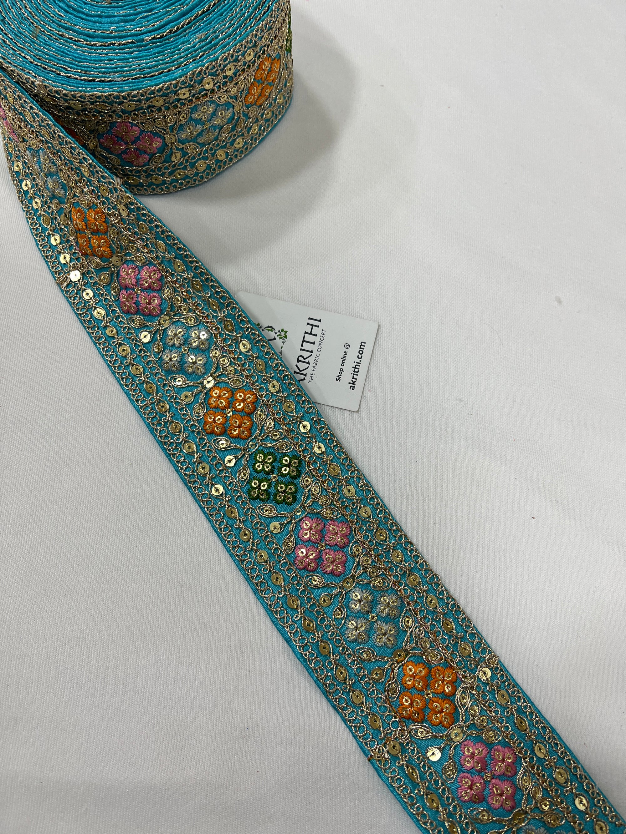 Embroidered lace 9 metres roll