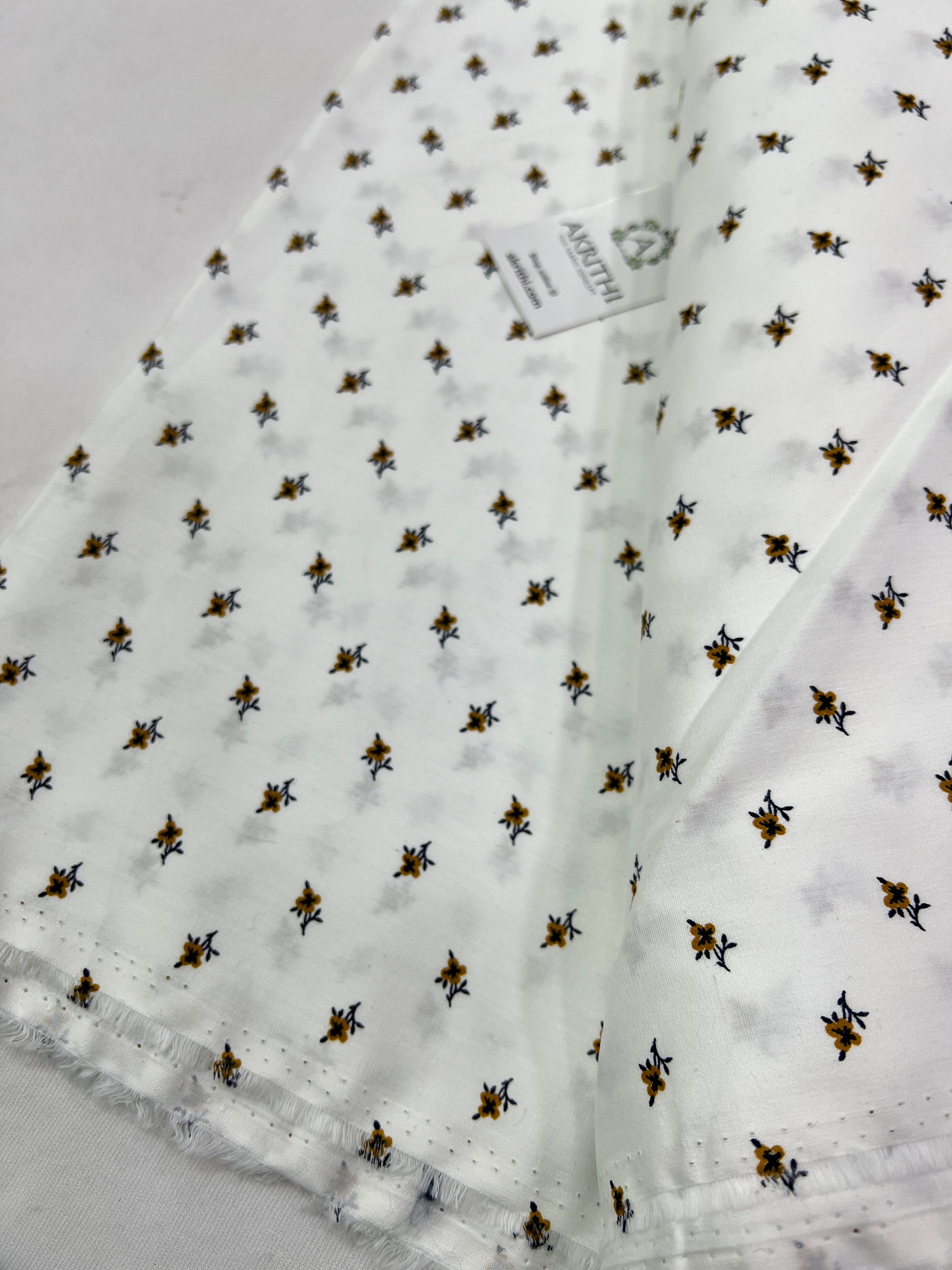 Printed pure cotton fabric