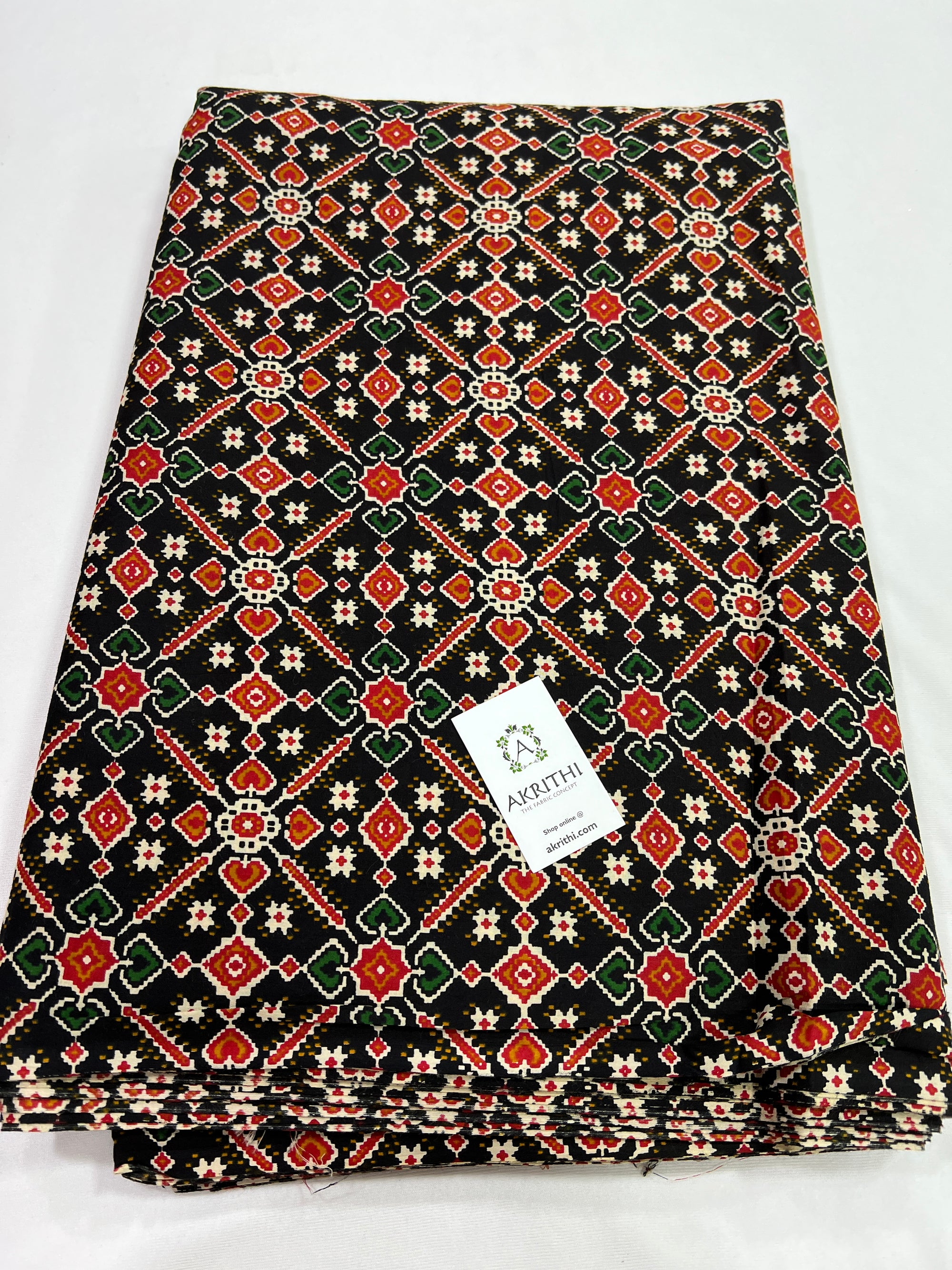 Printed pure cotton fabric