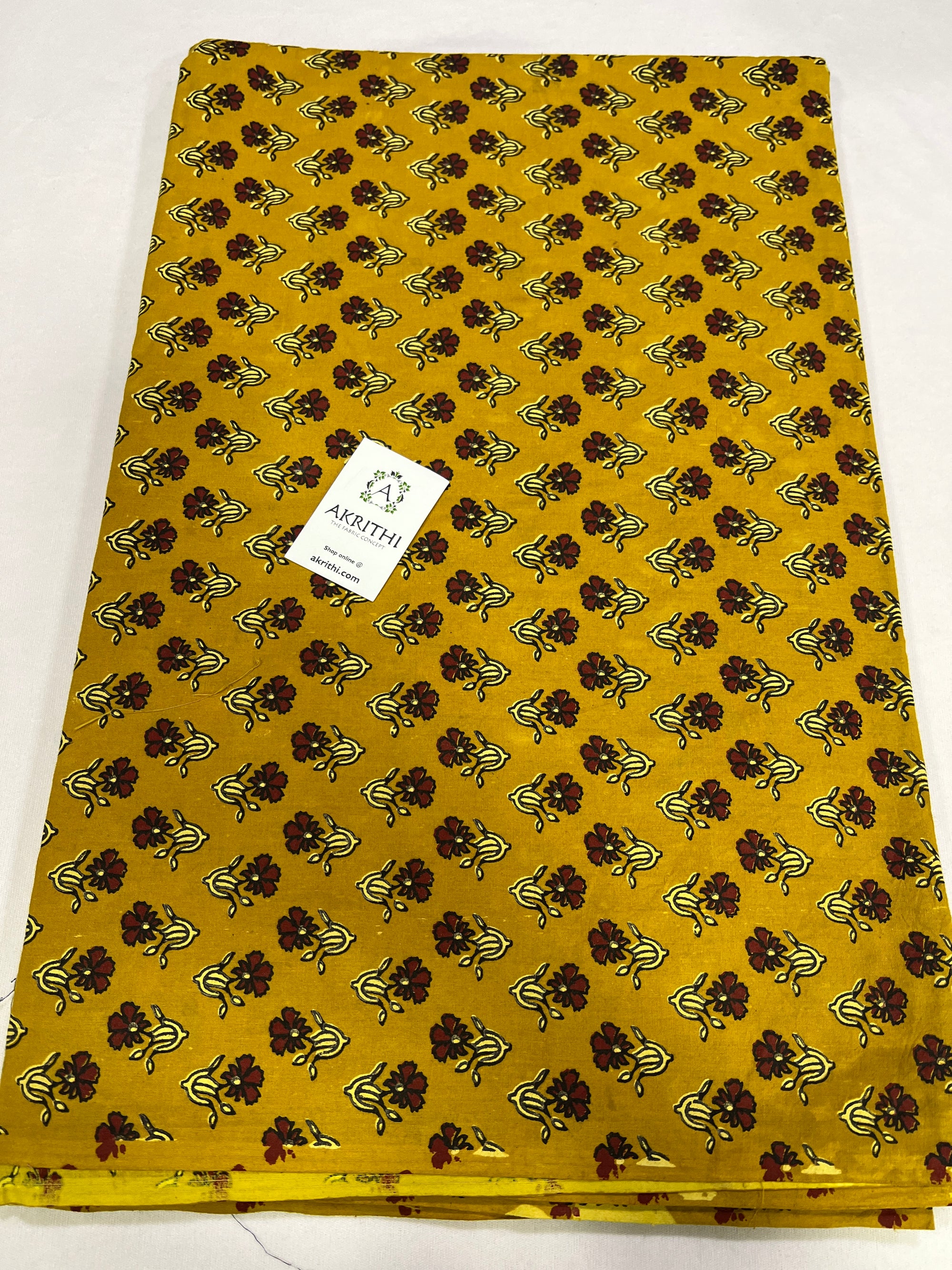 Printed pure cotton fabric