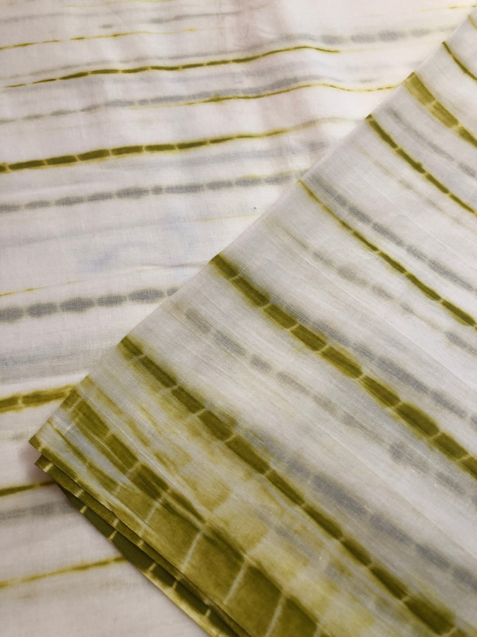 Tie and dye mul cotton fabric