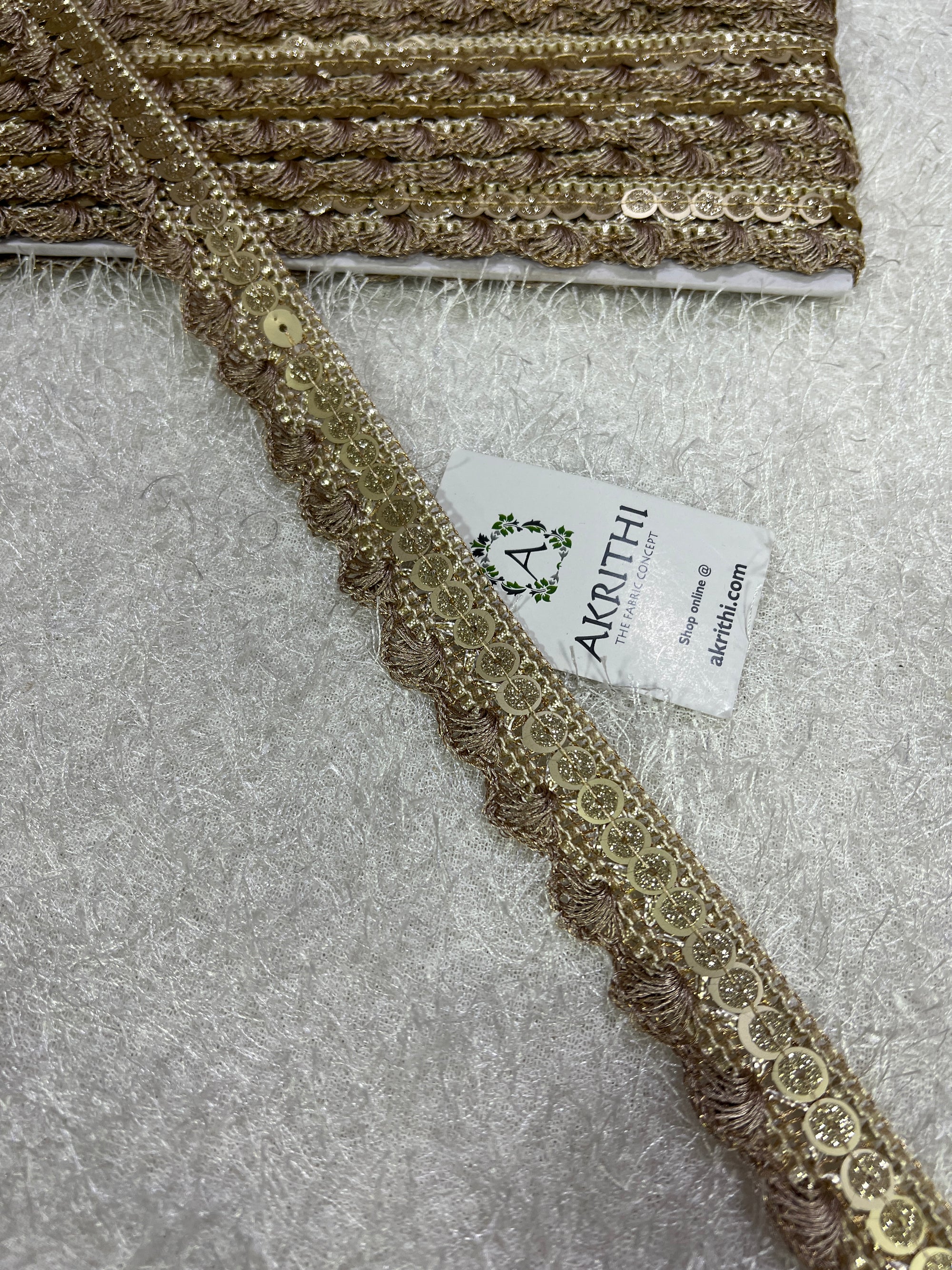 Embroidered lace 9 metres roll