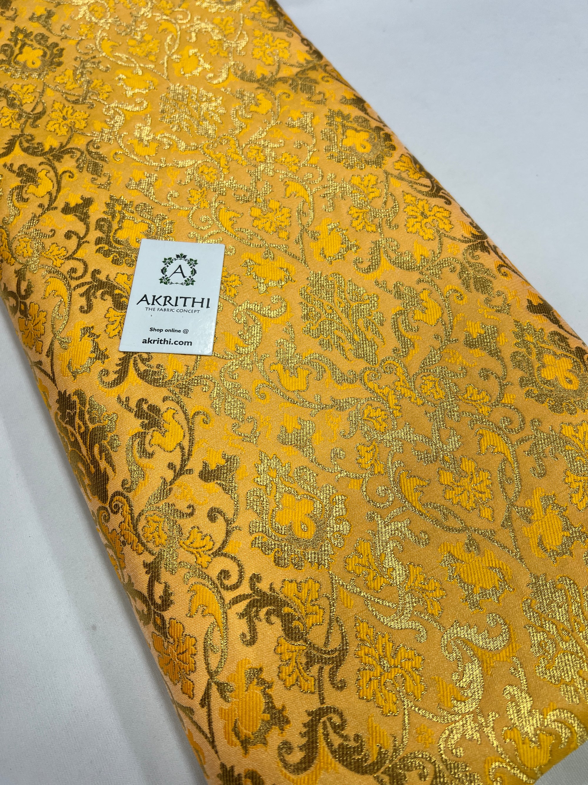 Handloom Banarasi brocade fabric