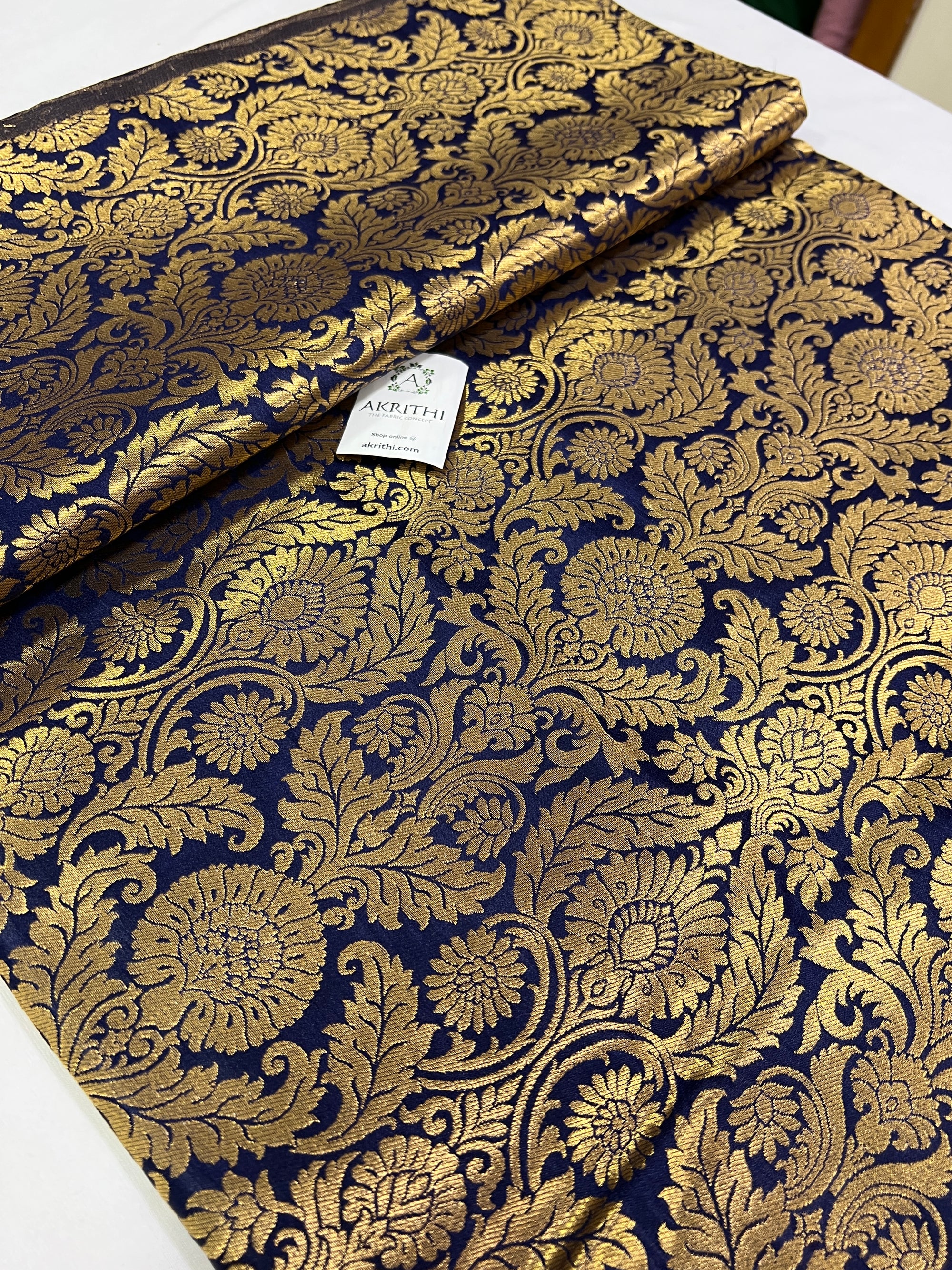 Handloom Banarasi brocade fabric