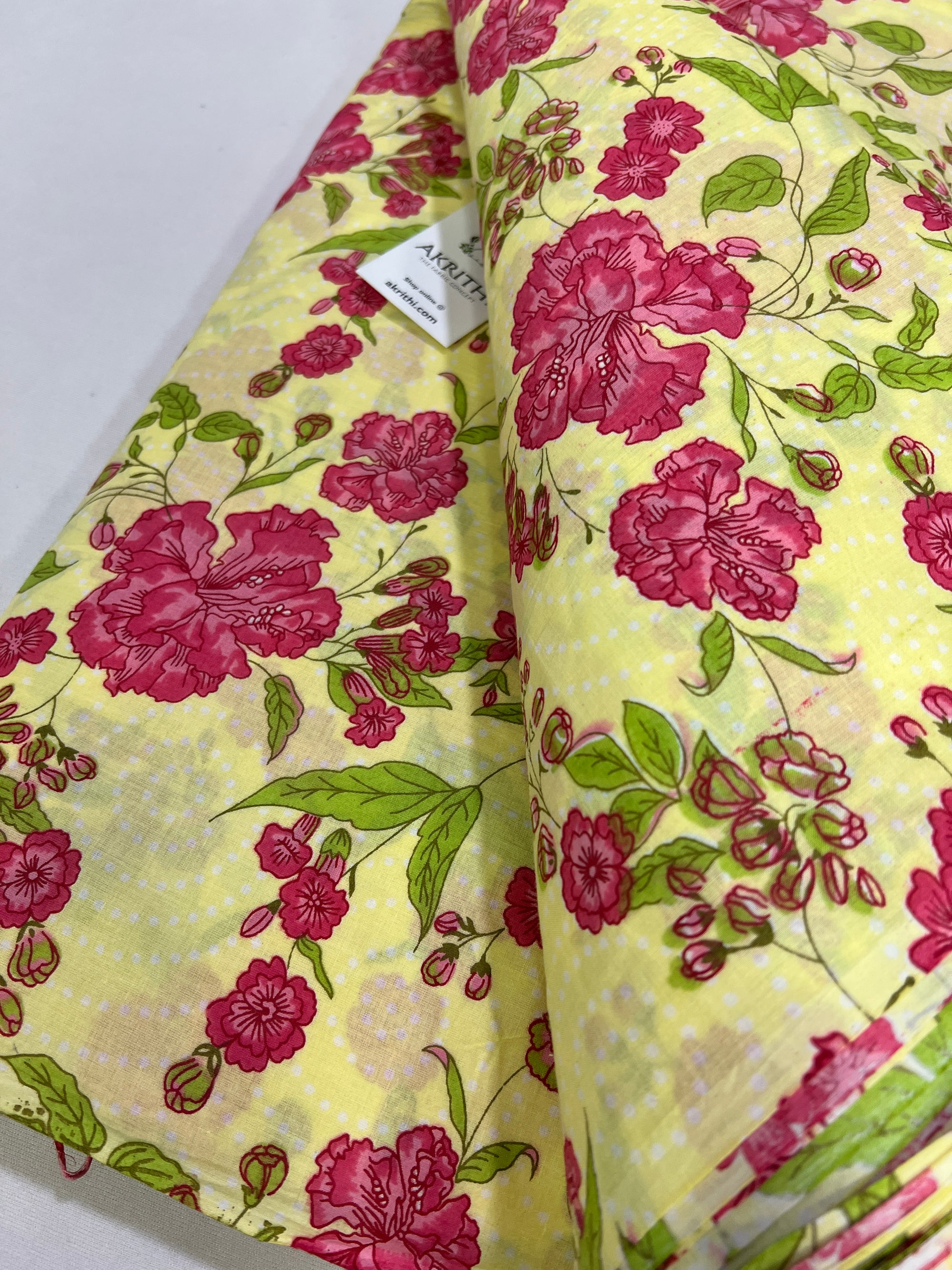 Printed pure cotton fabric