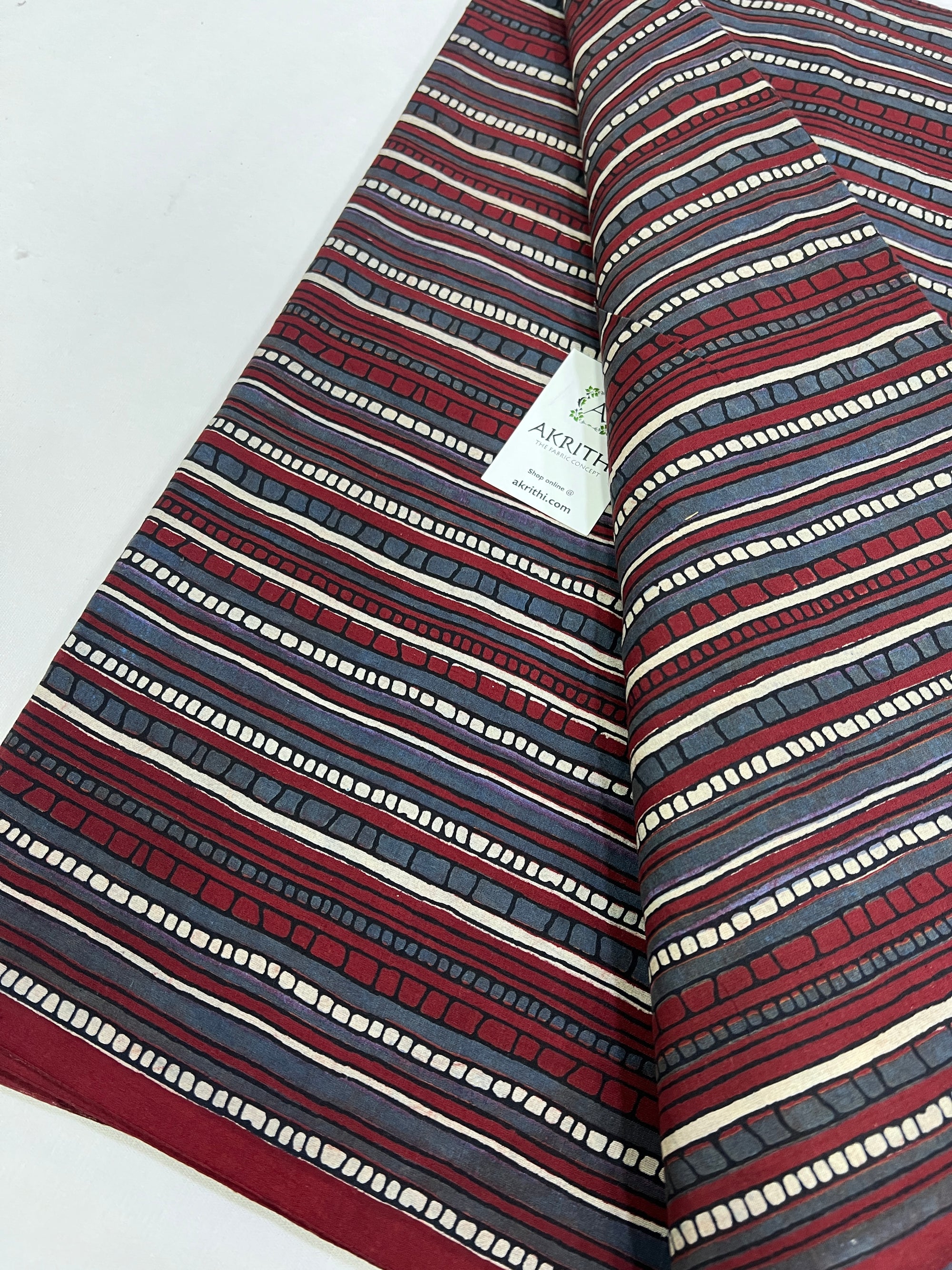 Printed pure cotton fabric