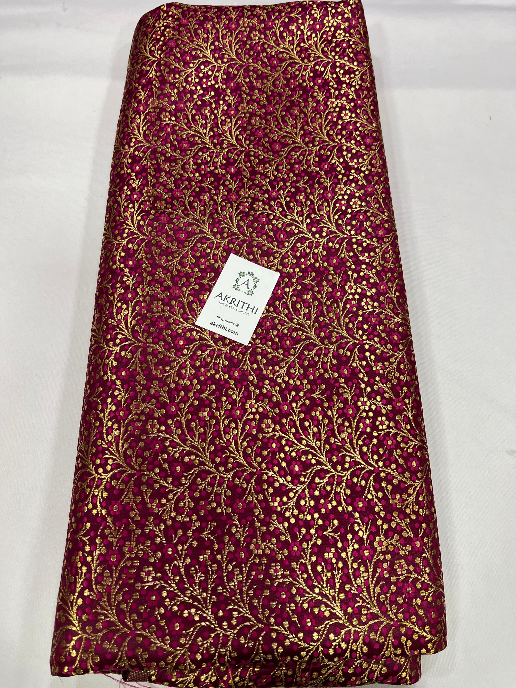 Handloom Banarasi brocade fabric