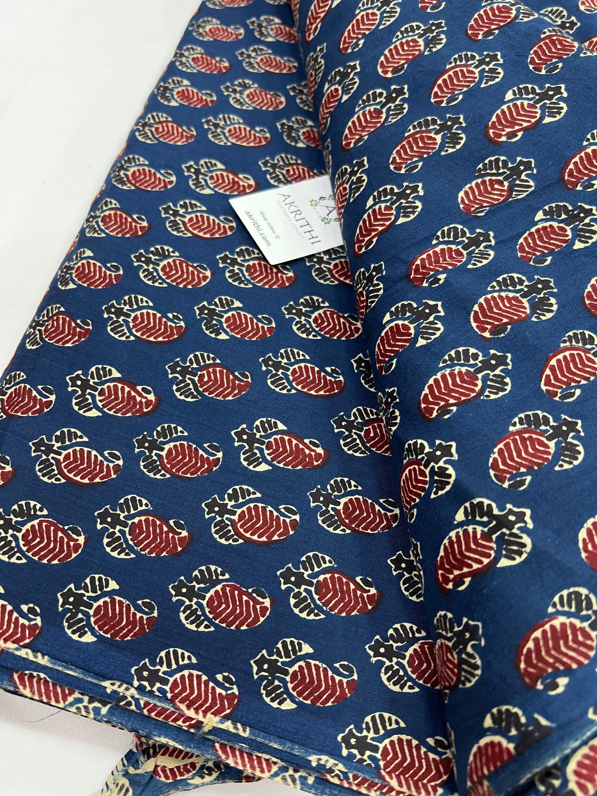 Printed pure cotton fabric