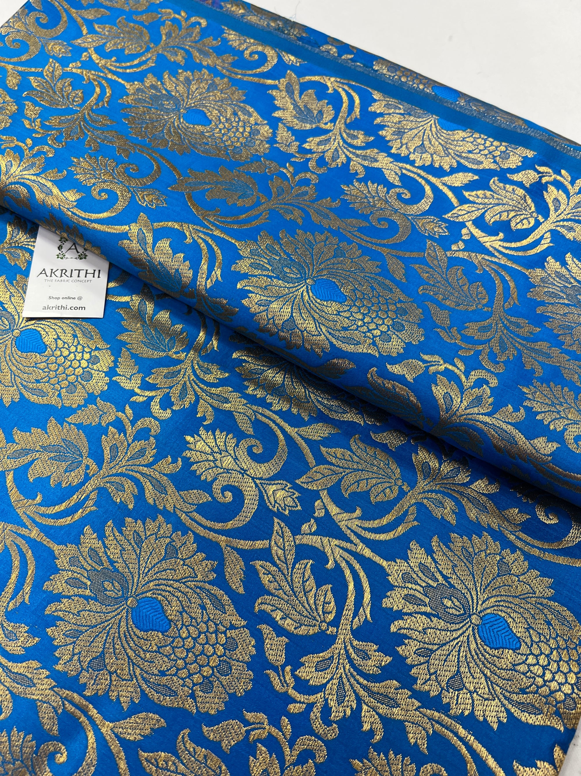Handloom Banarasi brocade fabric