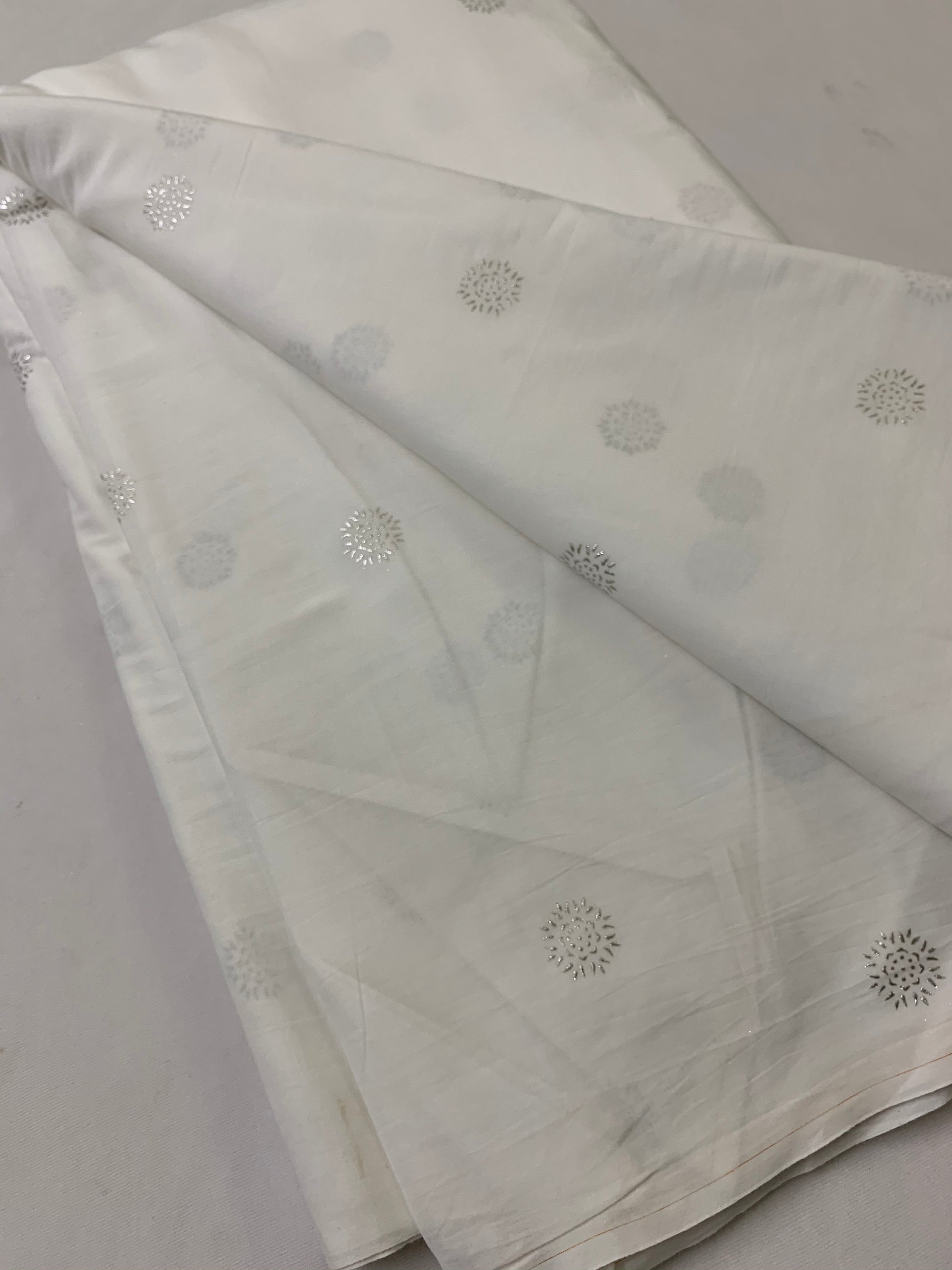 Printed pure cotton fabric