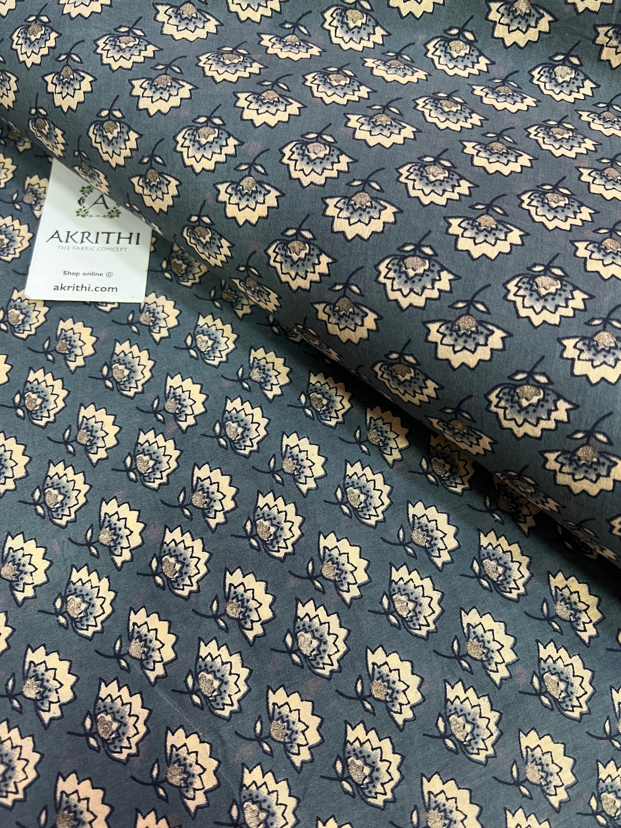 Printed pure cotton fabric