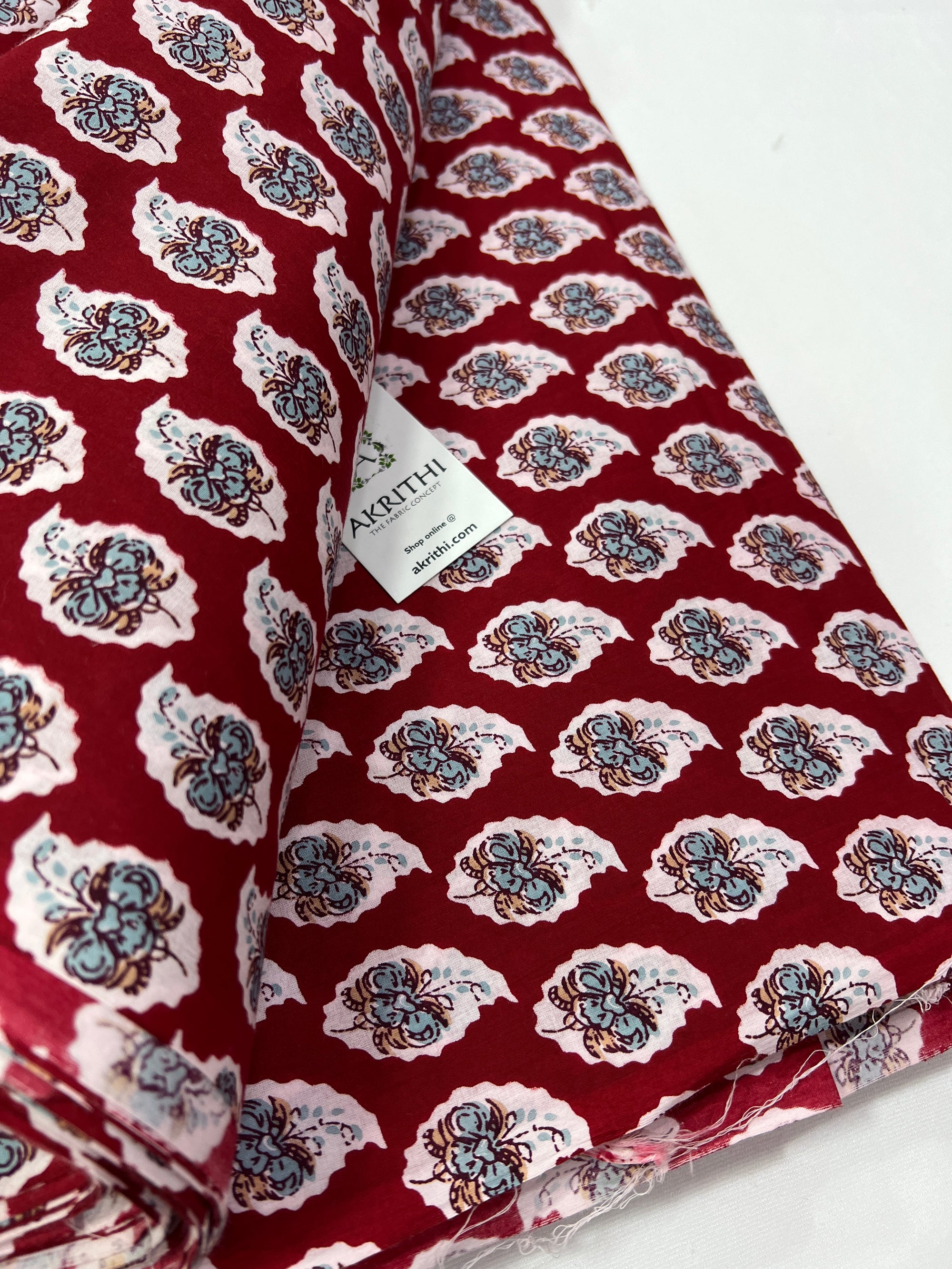 Printed pure cotton fabric