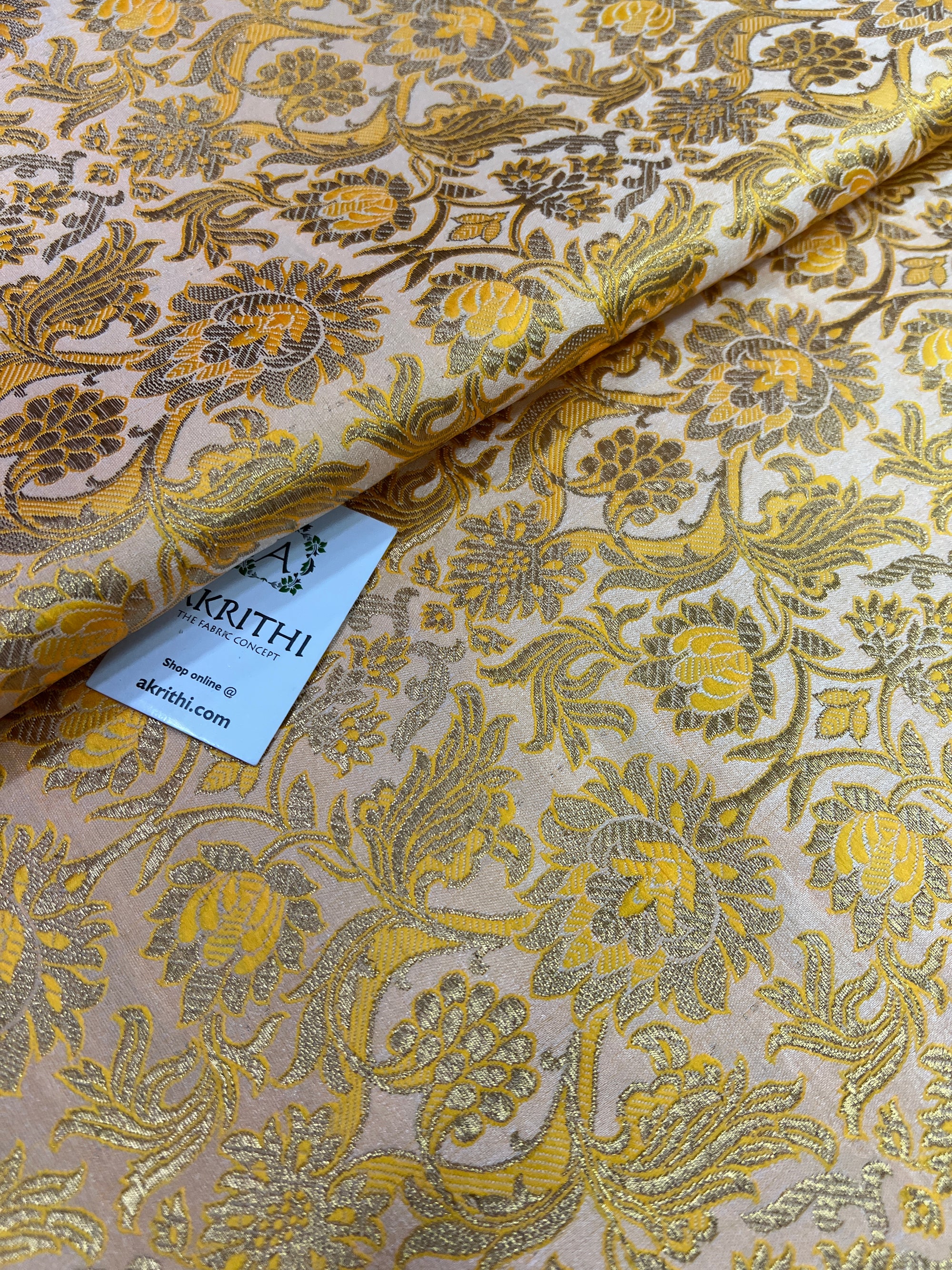 Handloom Banarasi brocade fabric