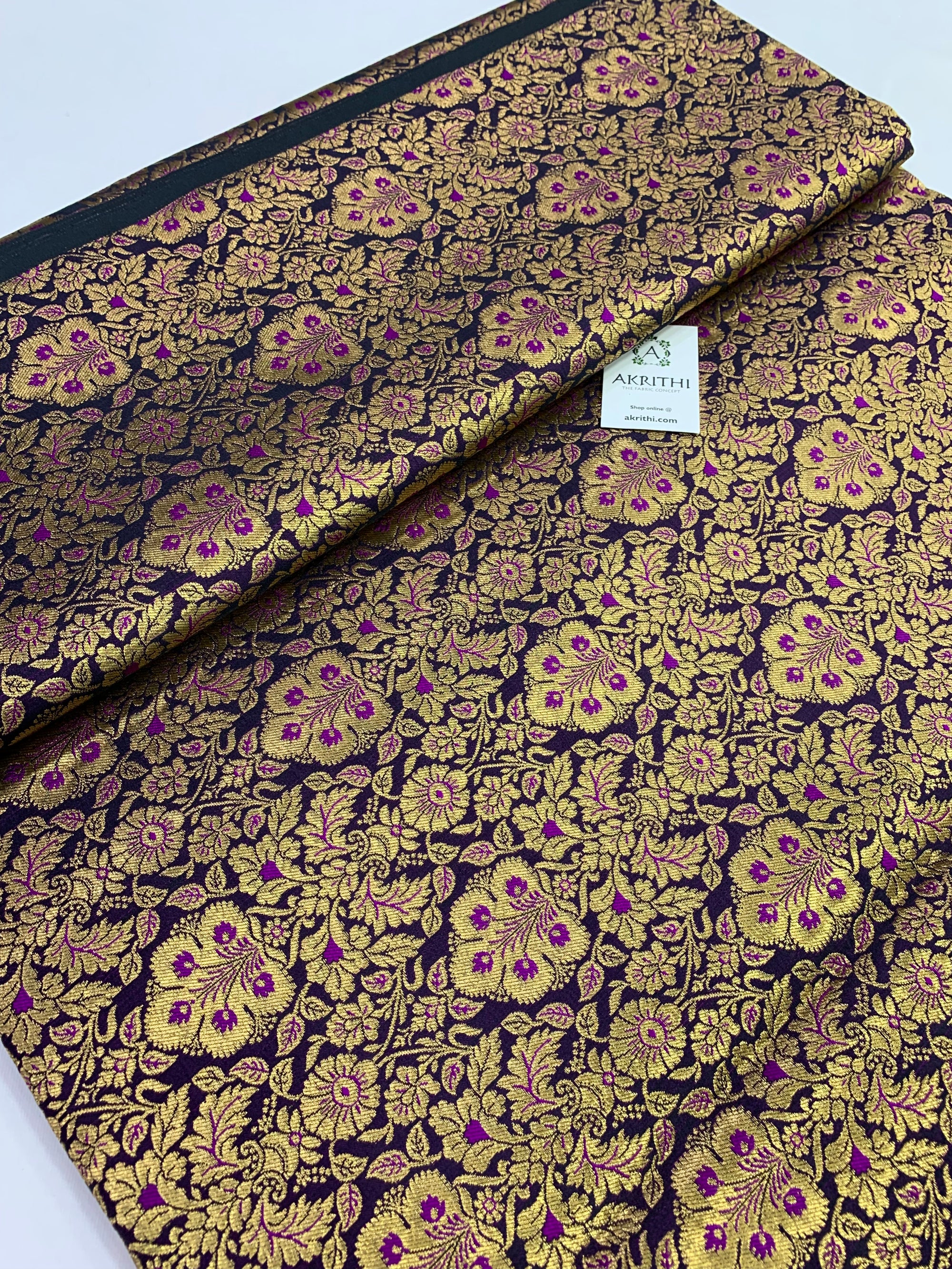 Handloom Banarasi brocade fabric