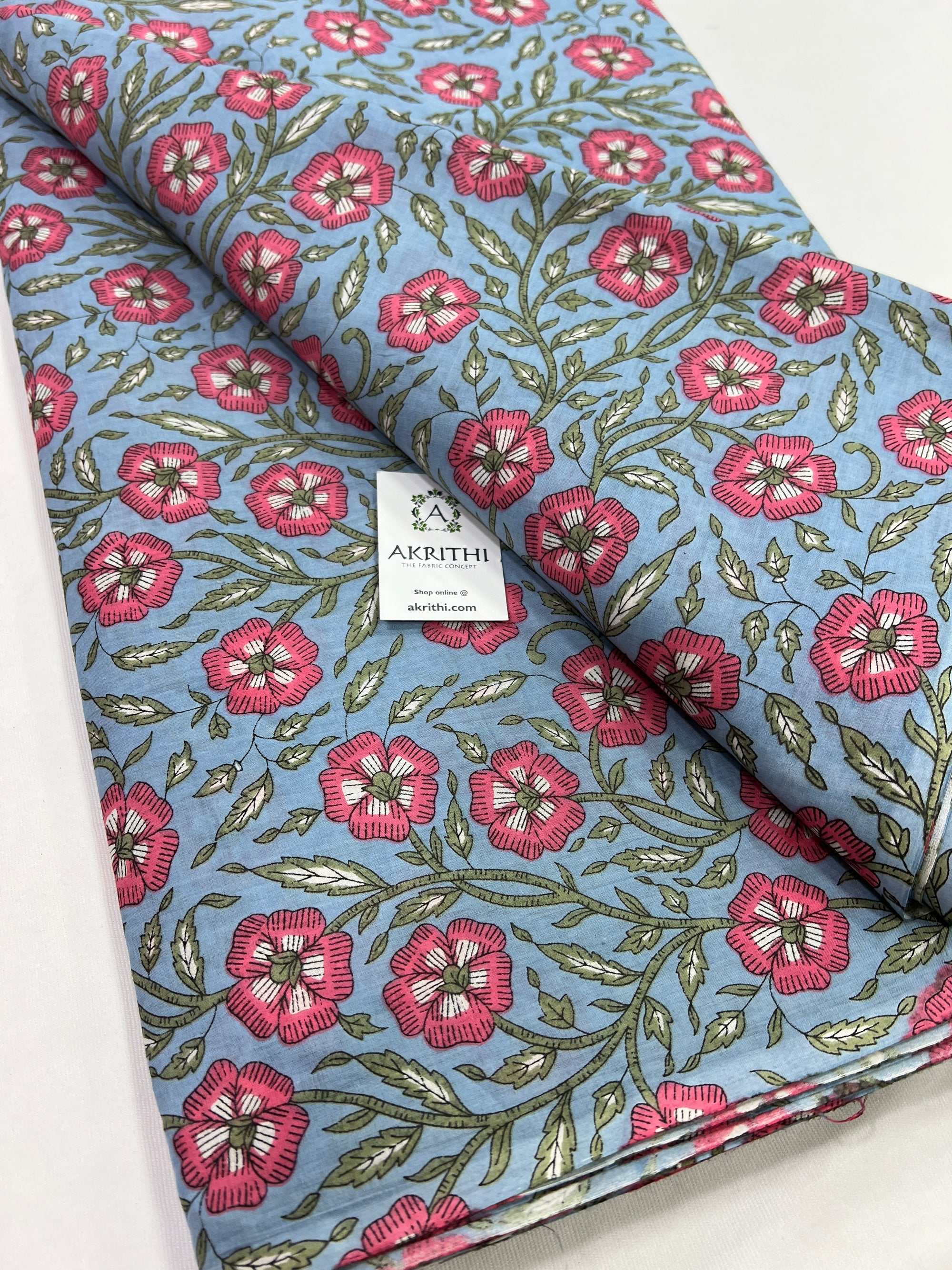 Printed pure cotton fabric 90 cms cut