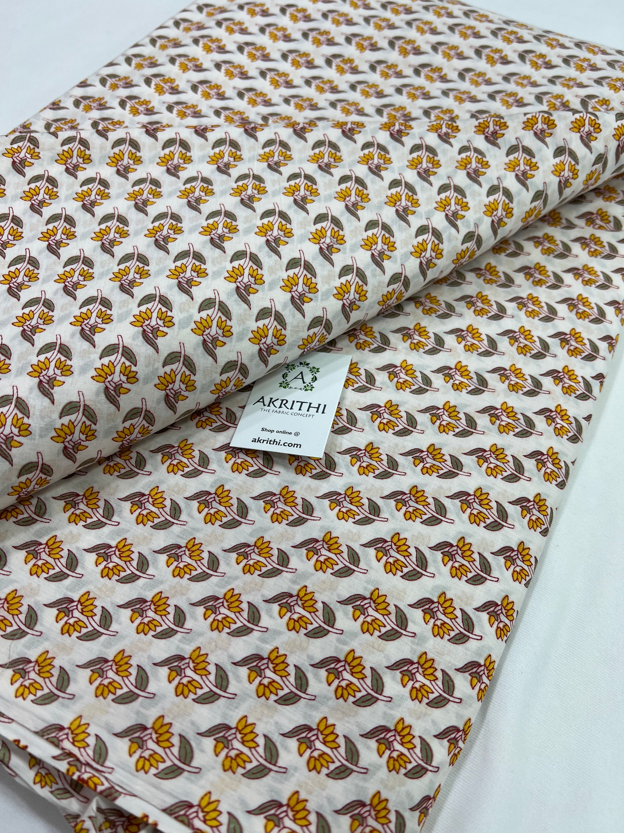 Printed pure cotton fabric