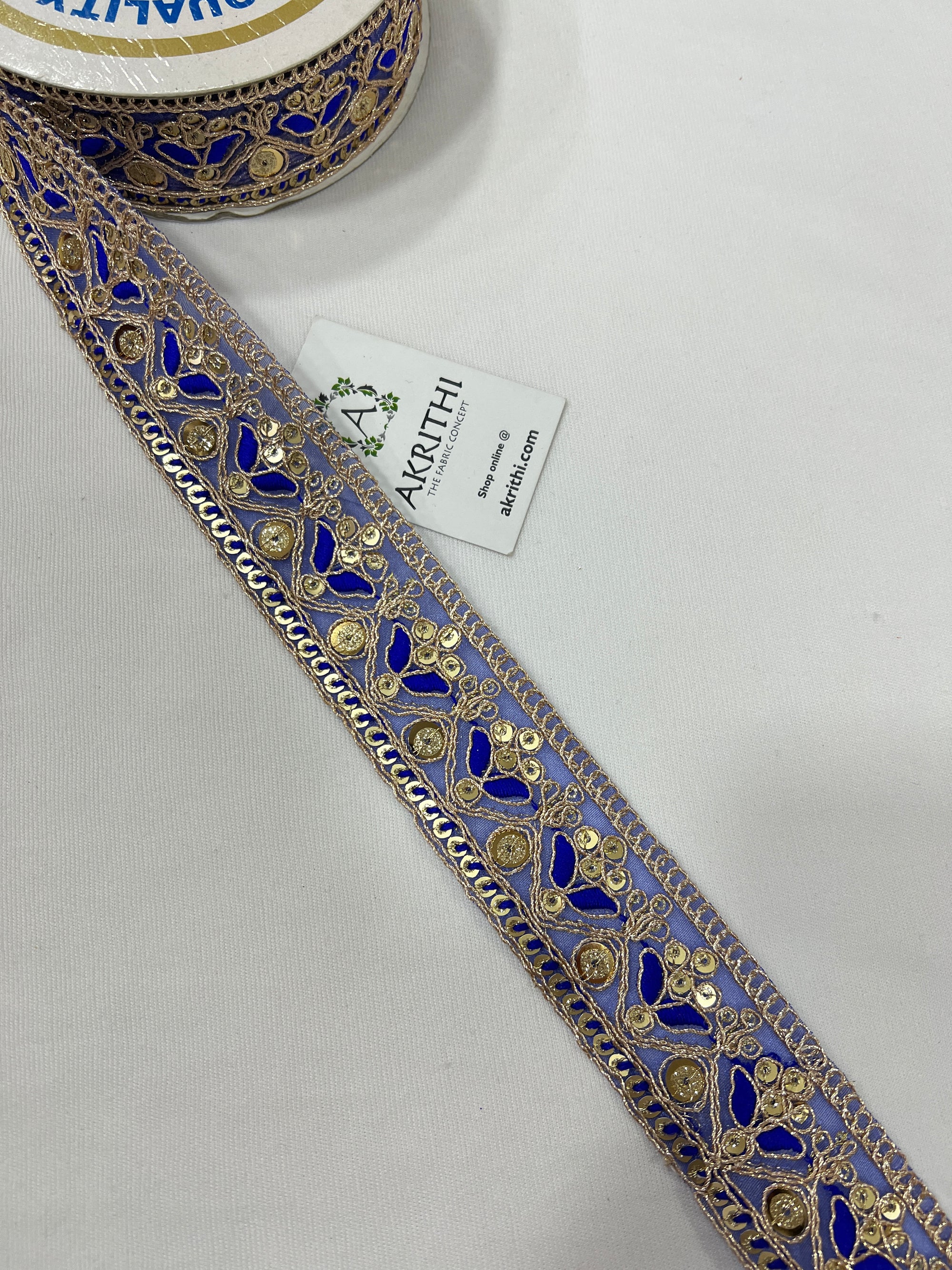 Embroidered lace 9 metres roll