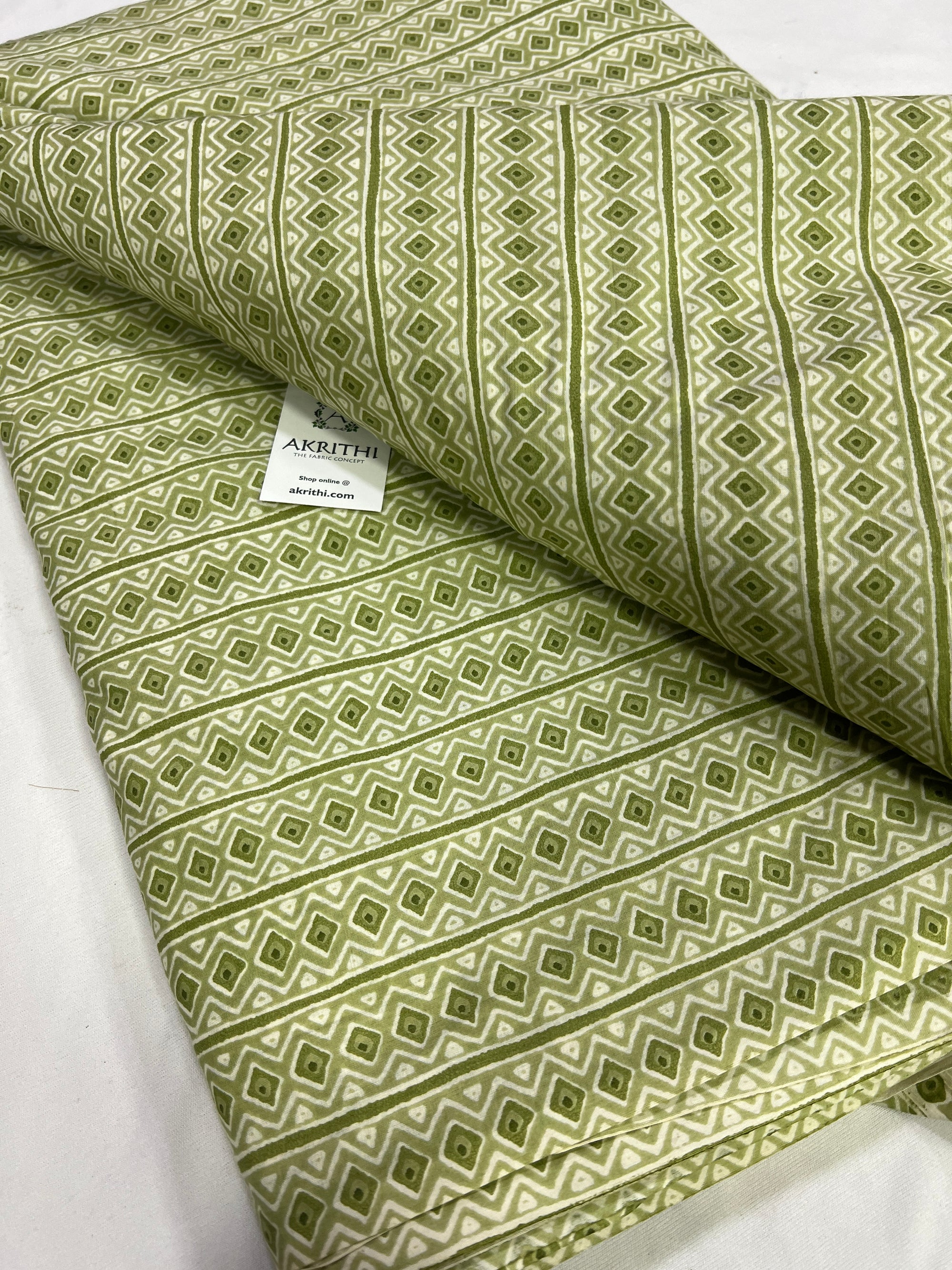 Printed pure cotton fabric