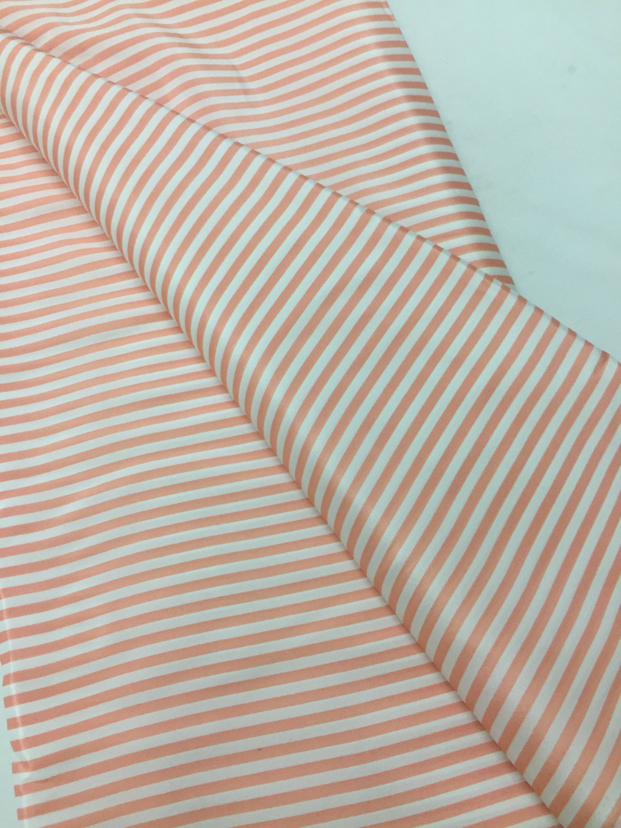 Printed crepe fabric