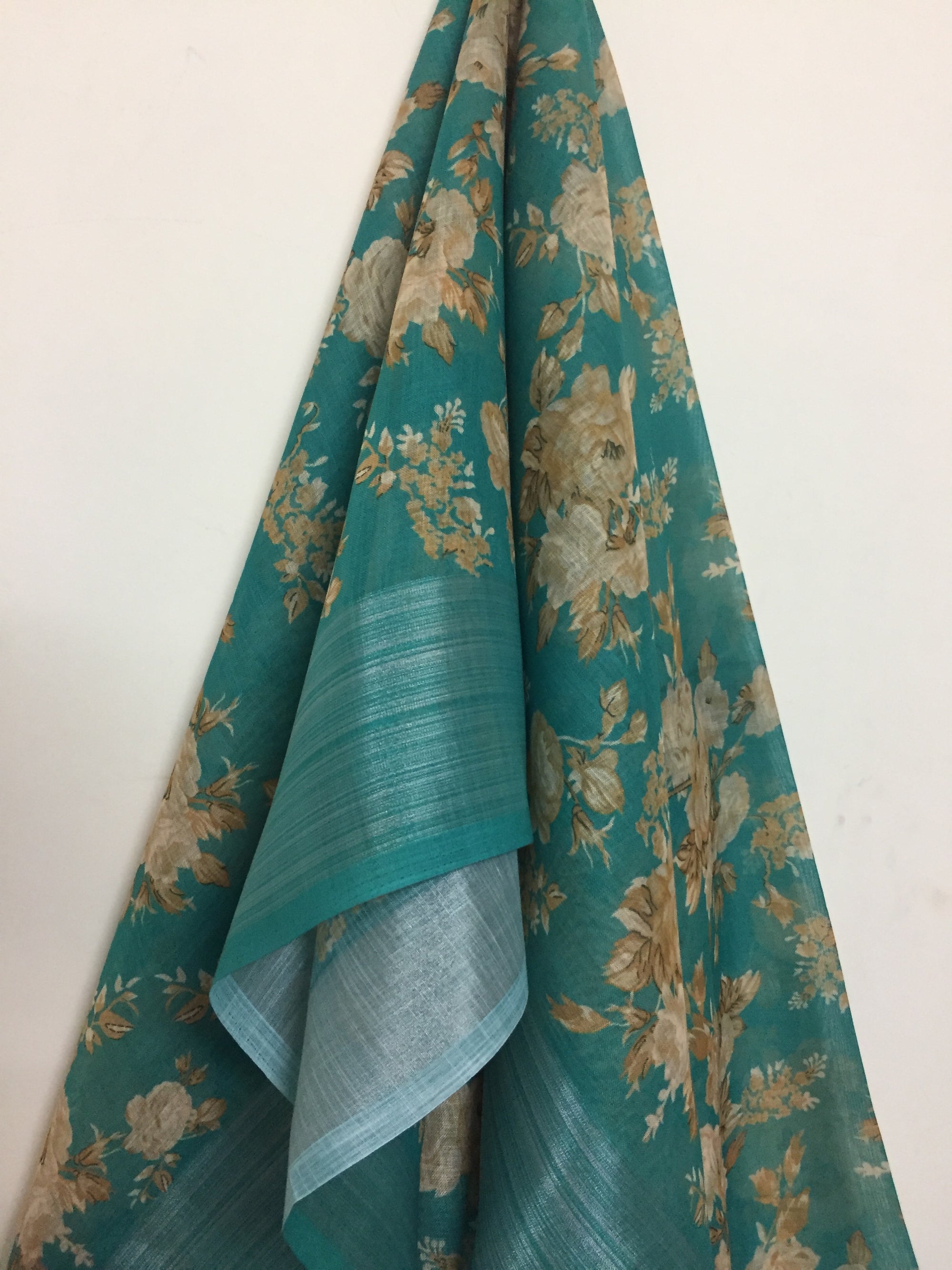 Printed Linen fabric with zari border