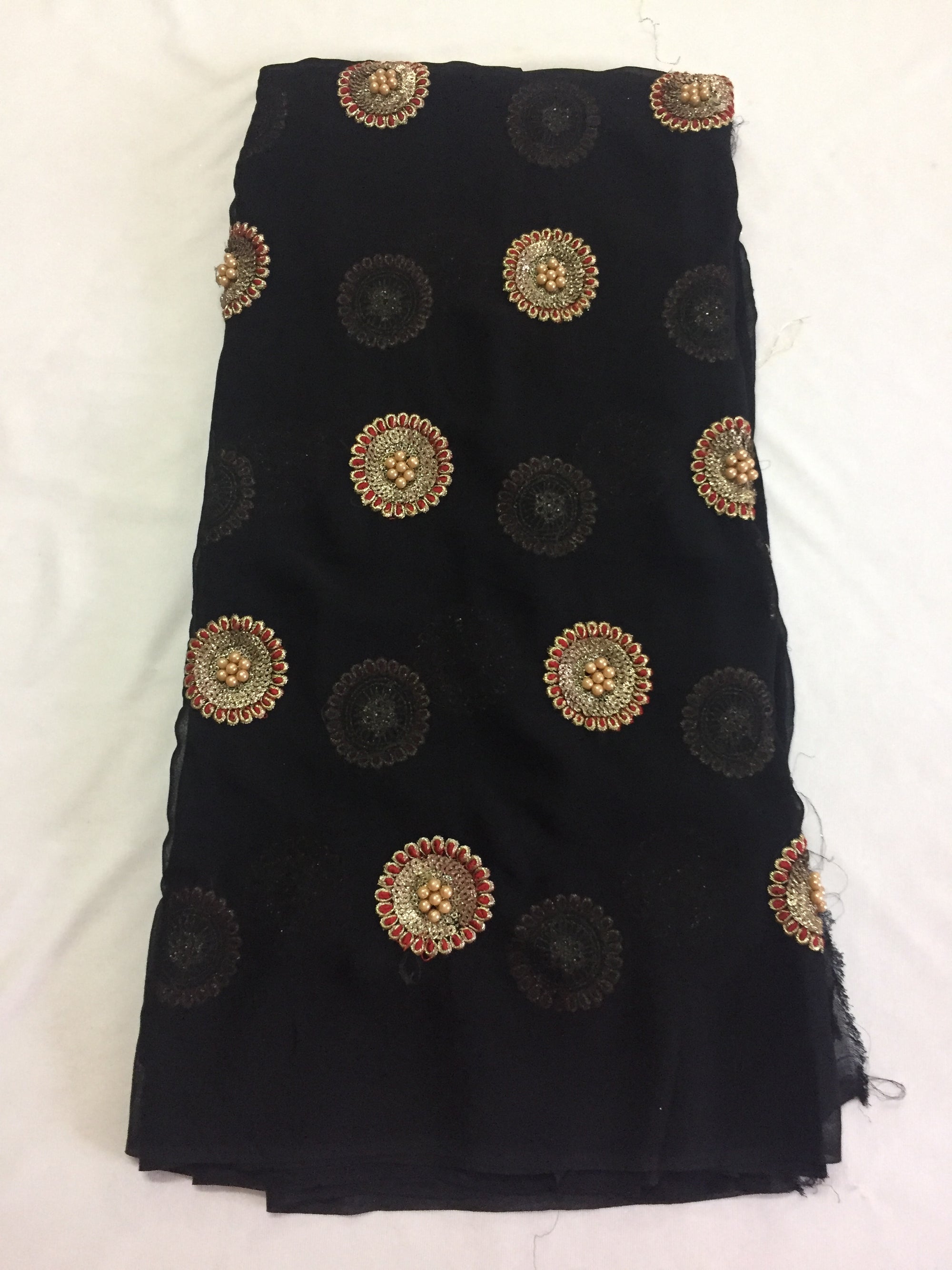 Embroidery on georgette fabric 90 cms
