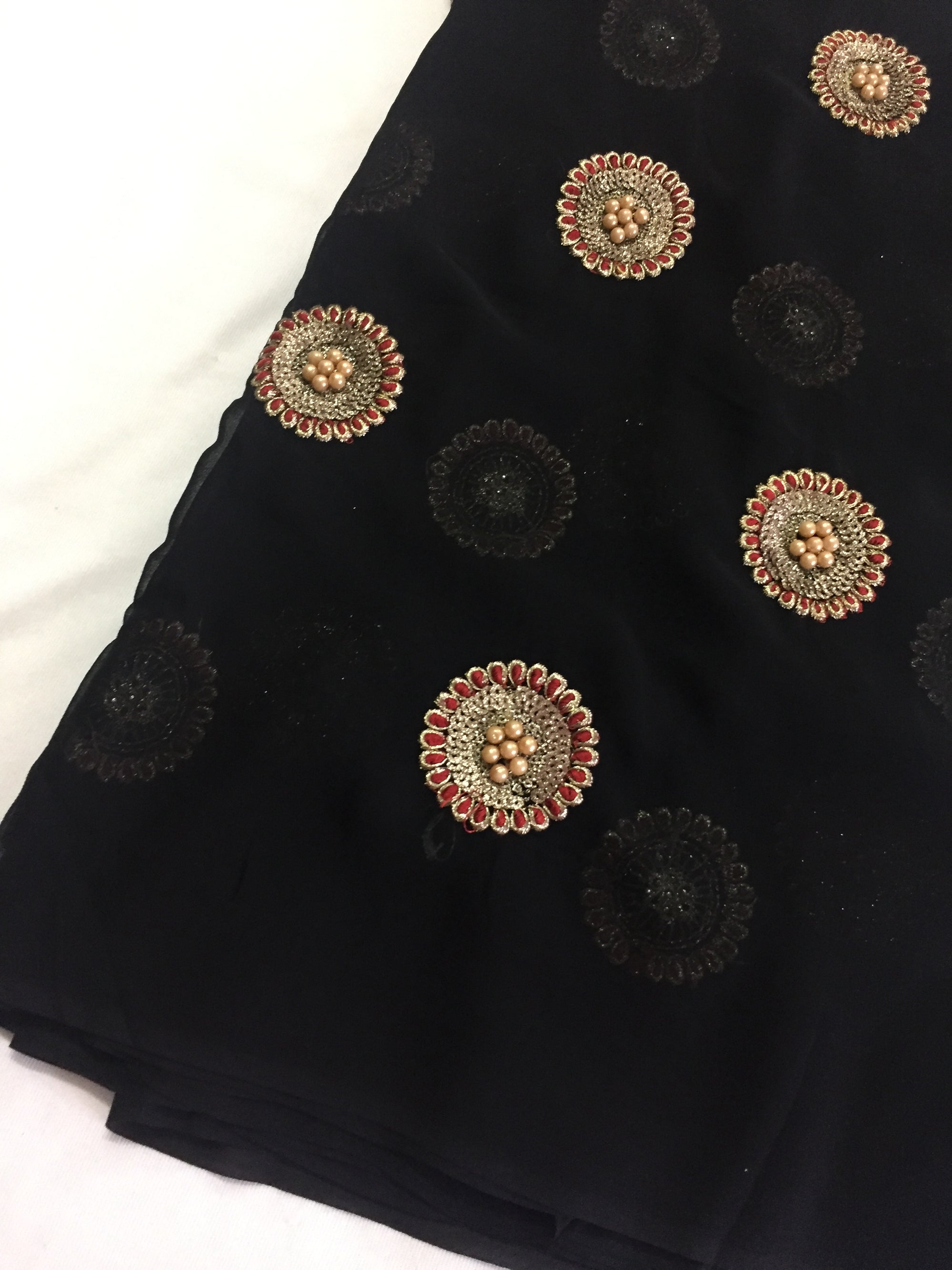 Embroidery on georgette fabric 90 cms