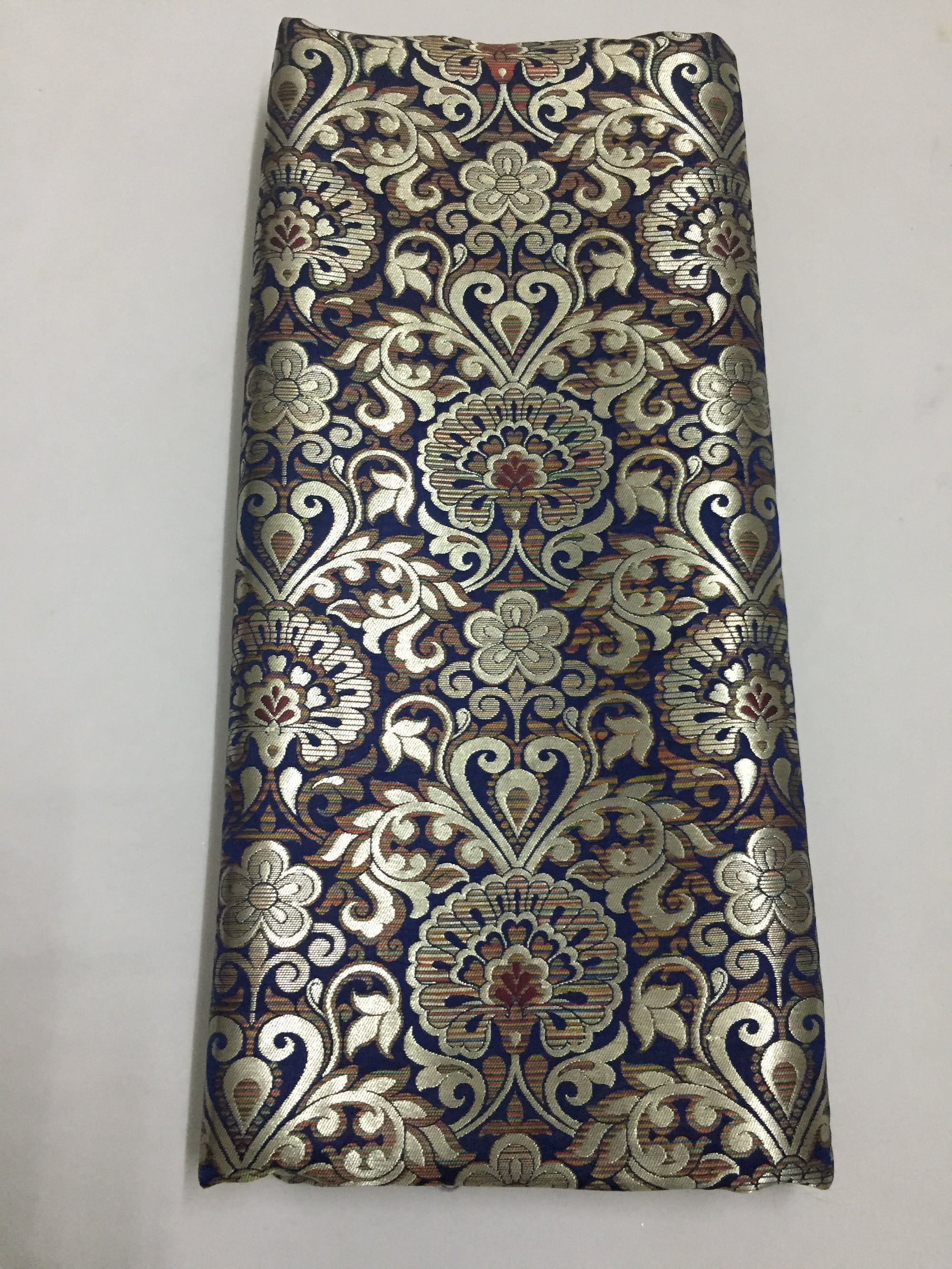 Banarasi kimkhab fabric