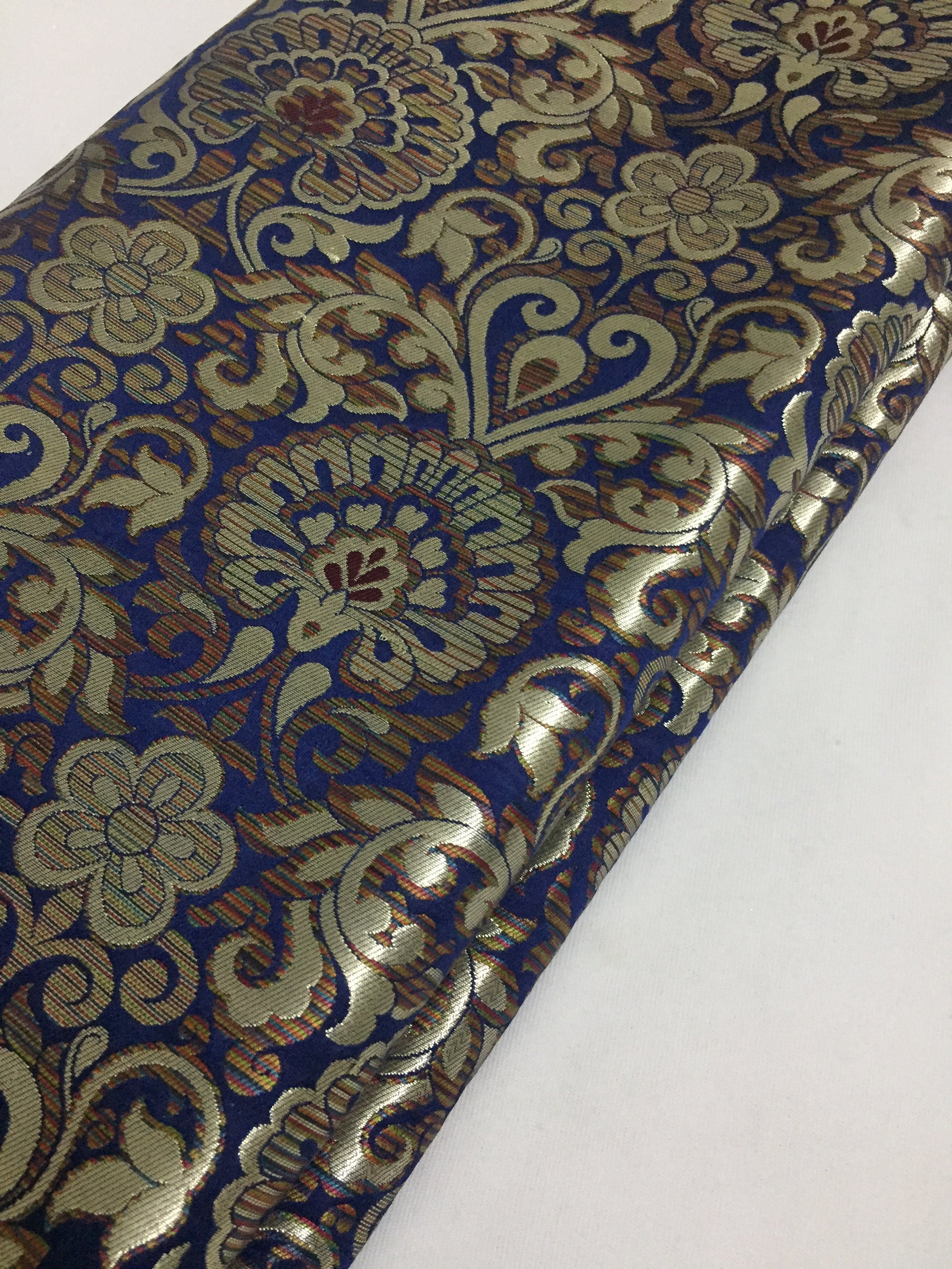 Banarasi kimkhab fabric