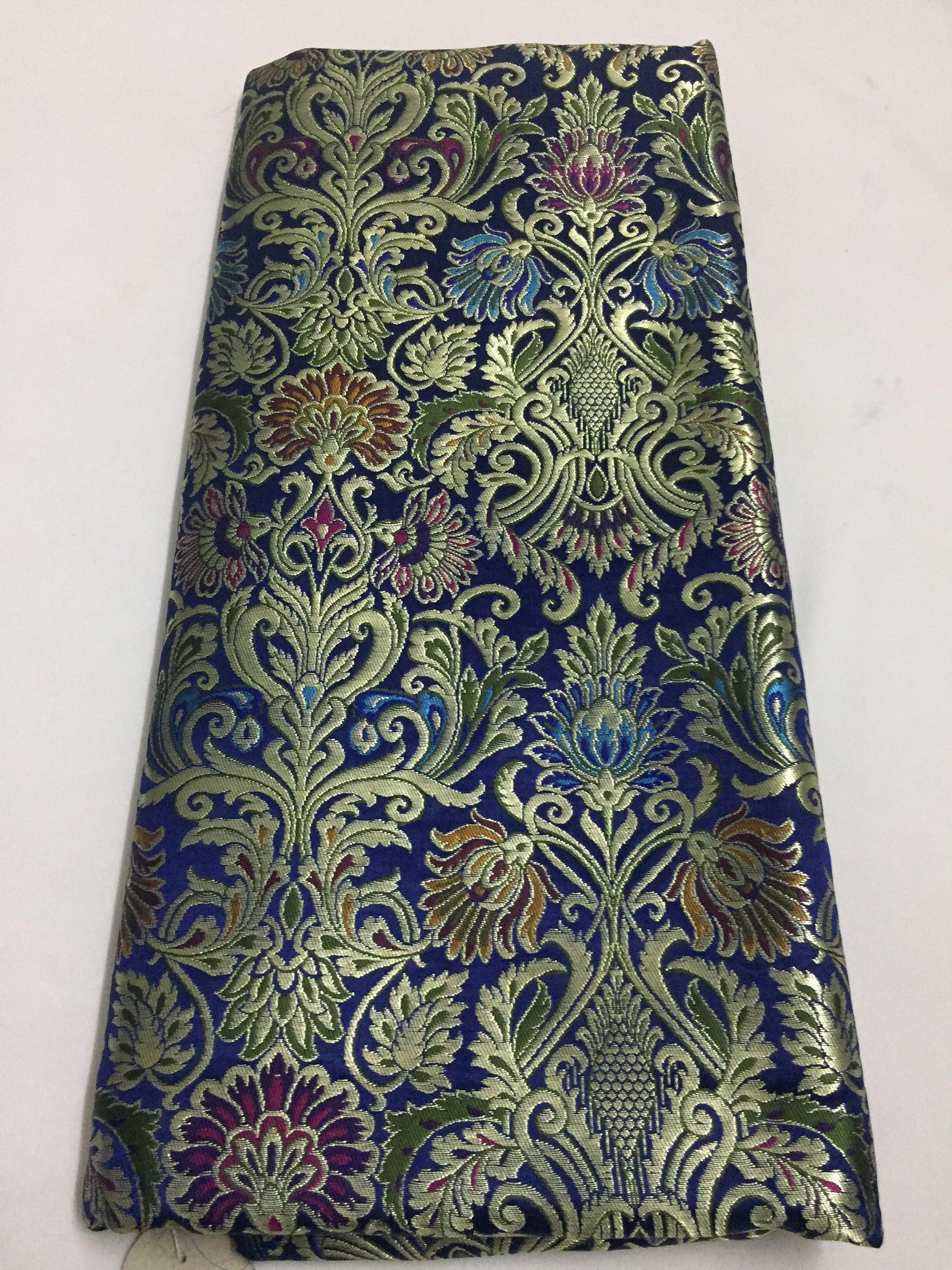 Banarasi kimkhab fabric