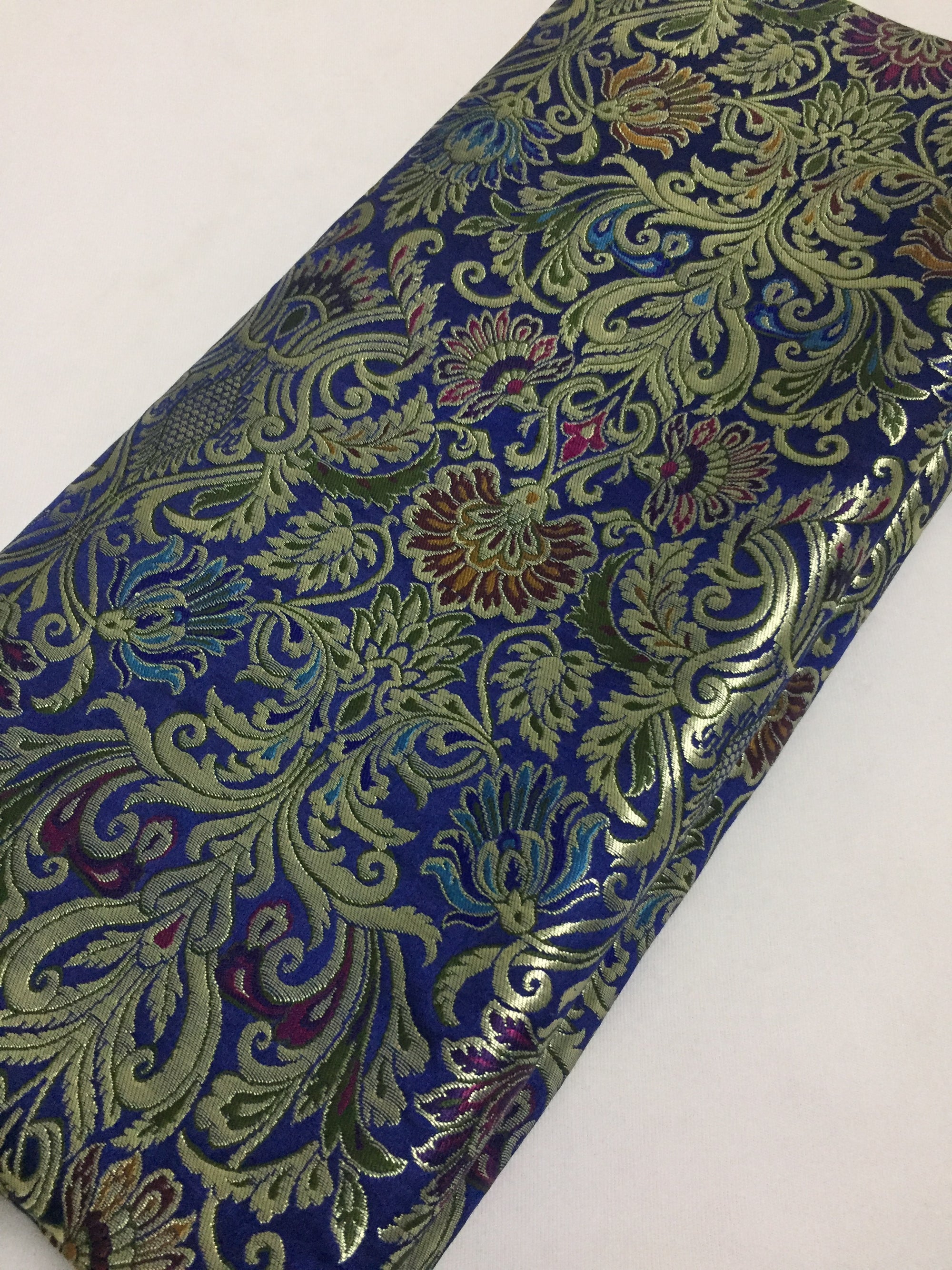 Banarasi kimkhab fabric