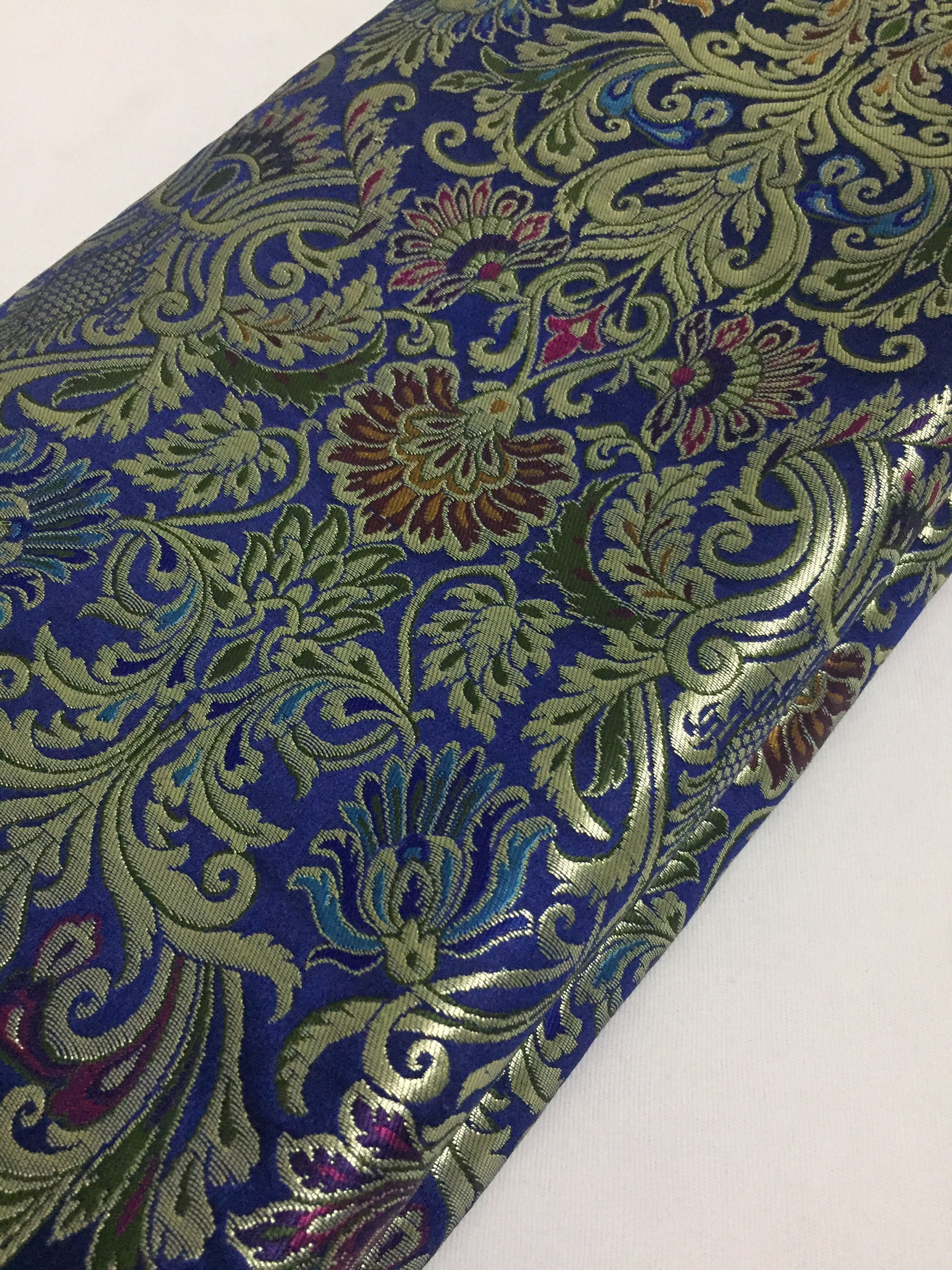 Banarasi kimkhab fabric