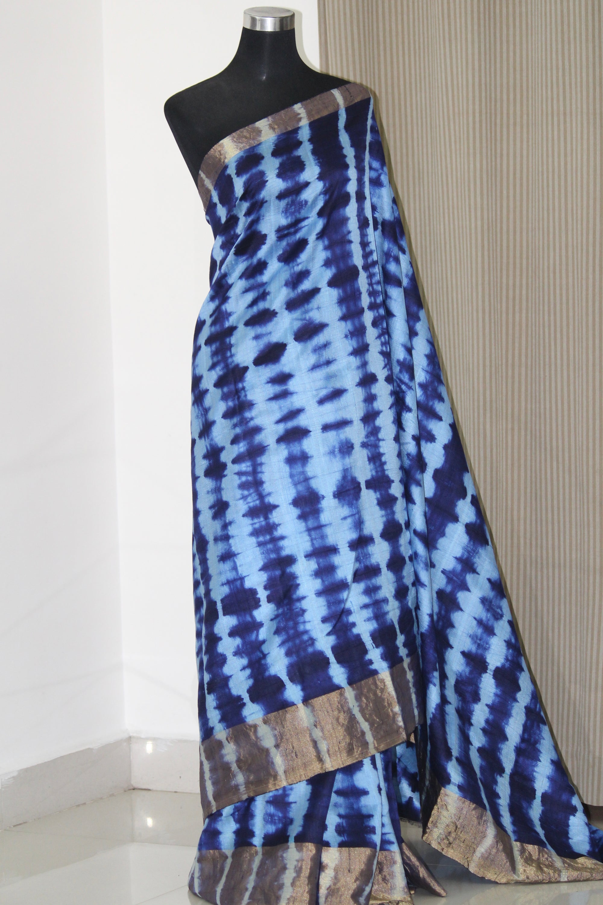 Pure dupion raw silk shibori tie and dye saree