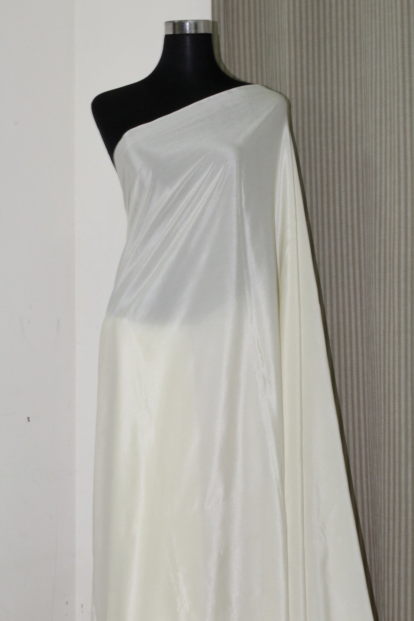 Pure crepe silk saree