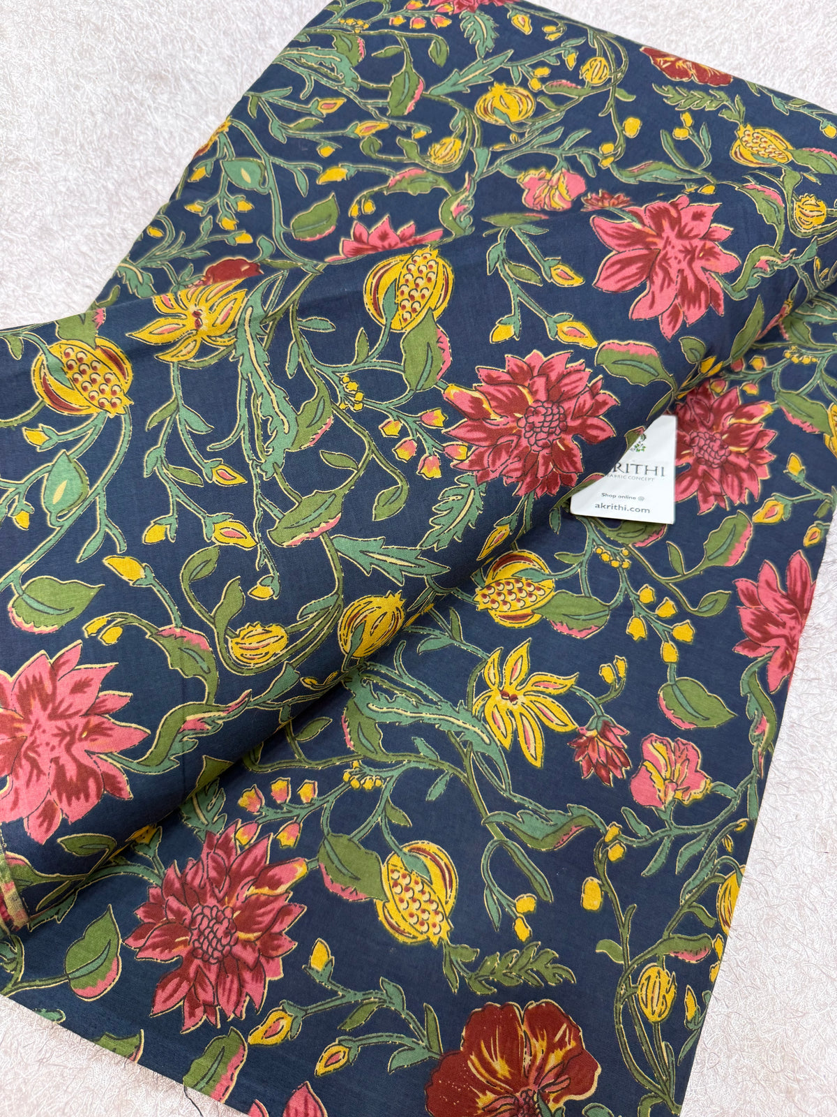 Printed pure cotton fabric