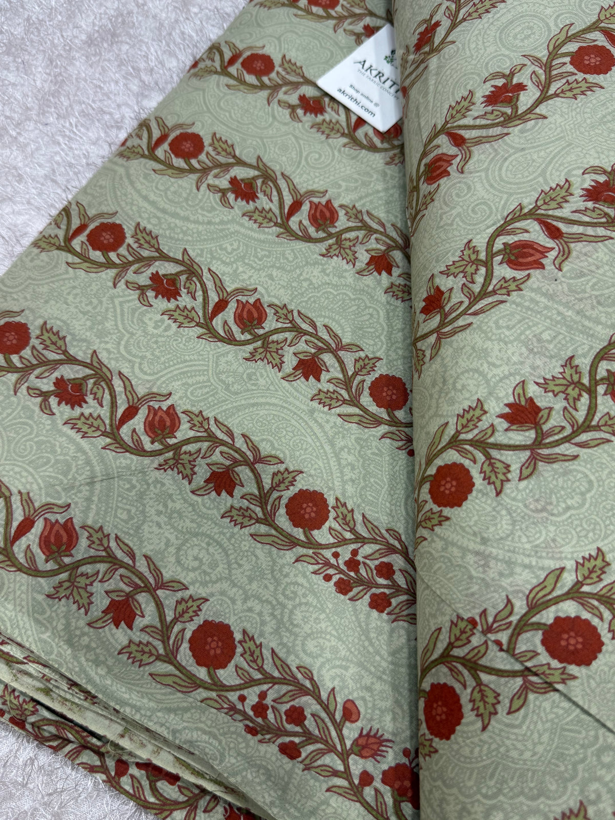 Printed pure cotton fabric