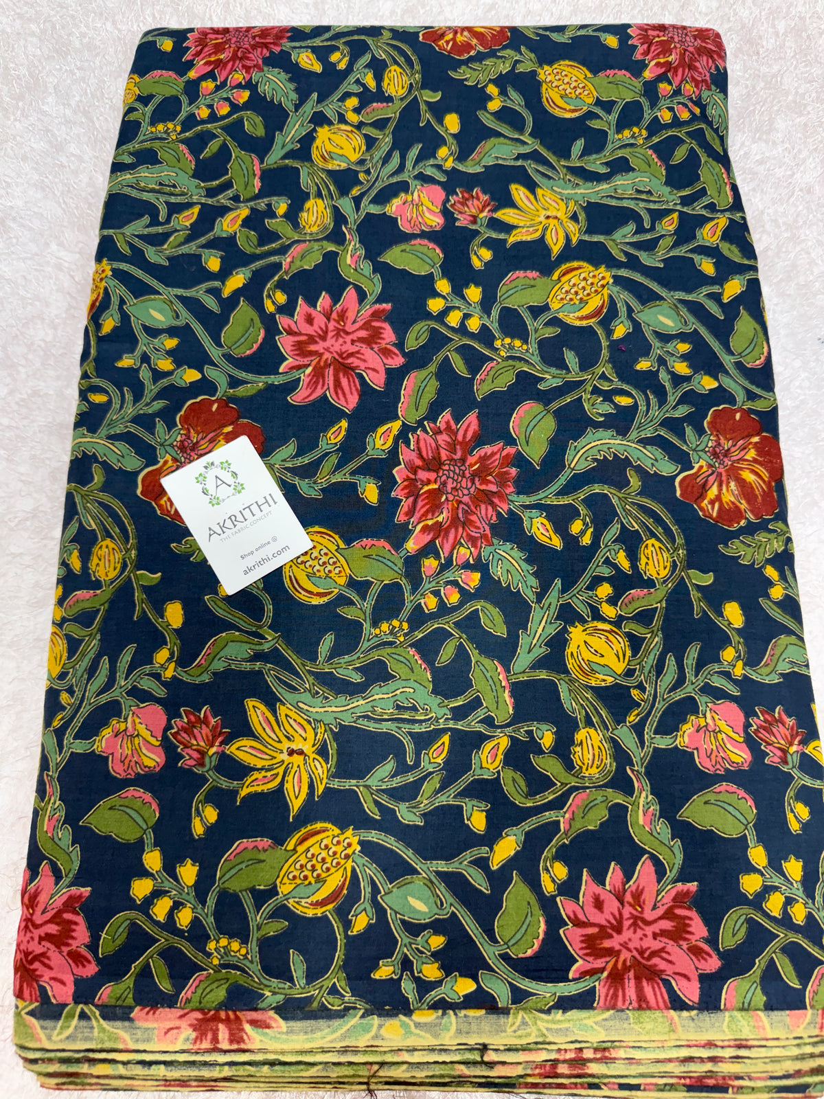 Printed pure cotton fabric